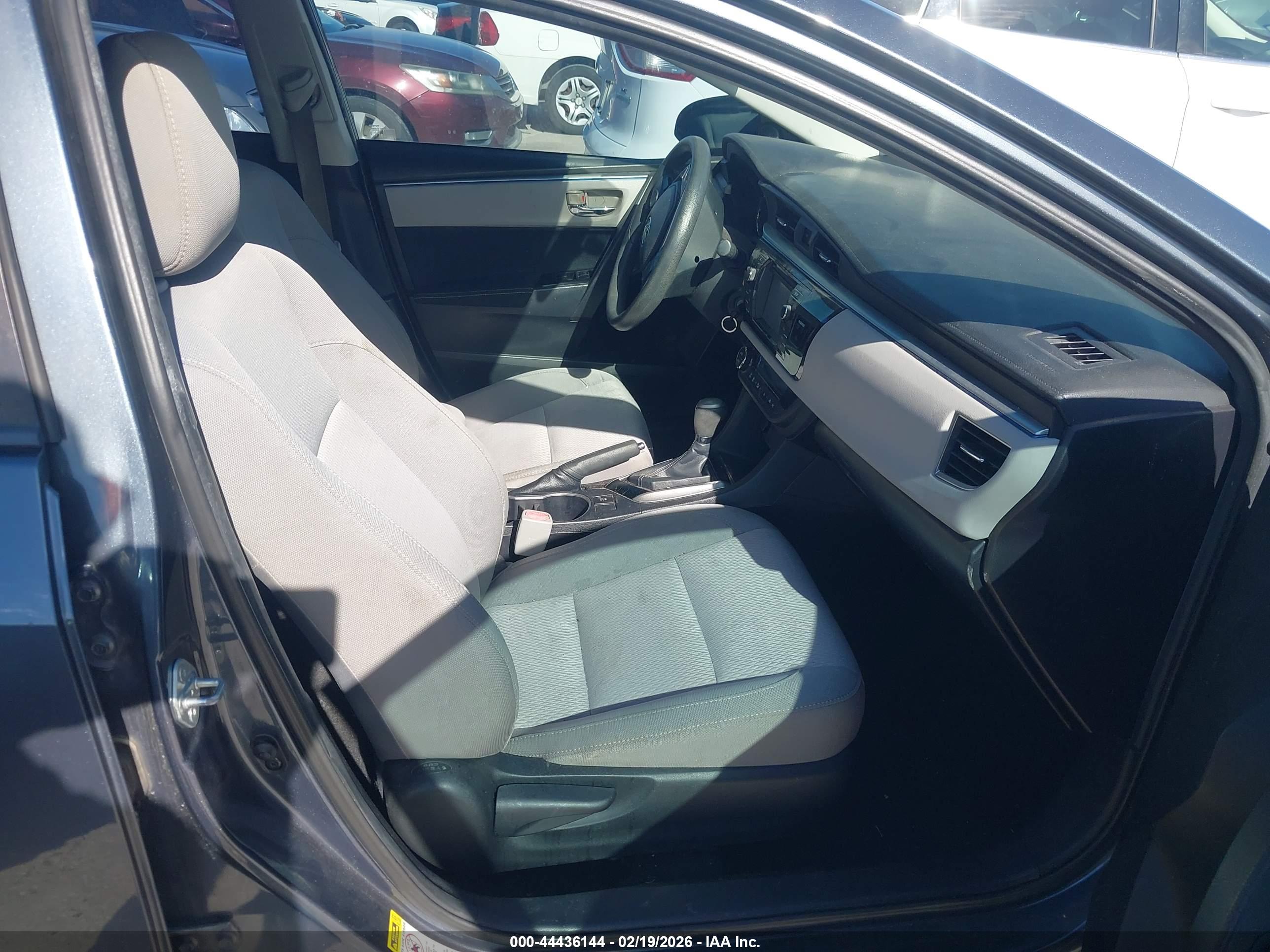 TOYOTA COROLLA image 5