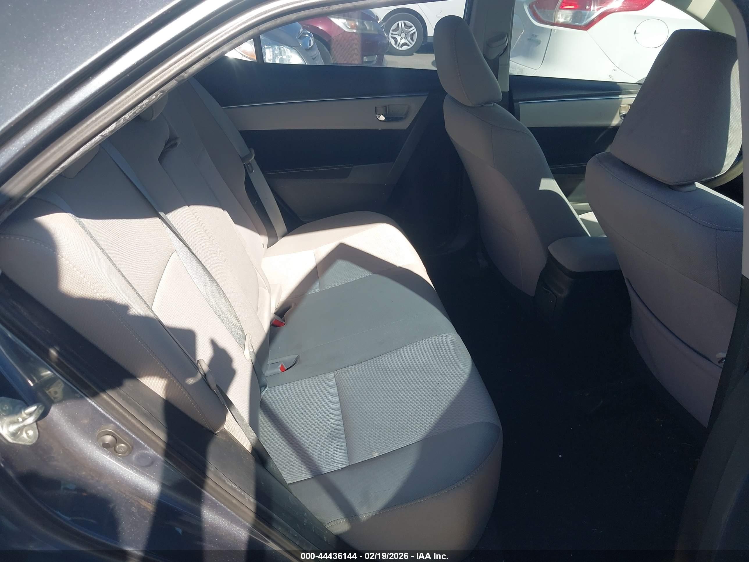 TOYOTA COROLLA image 8