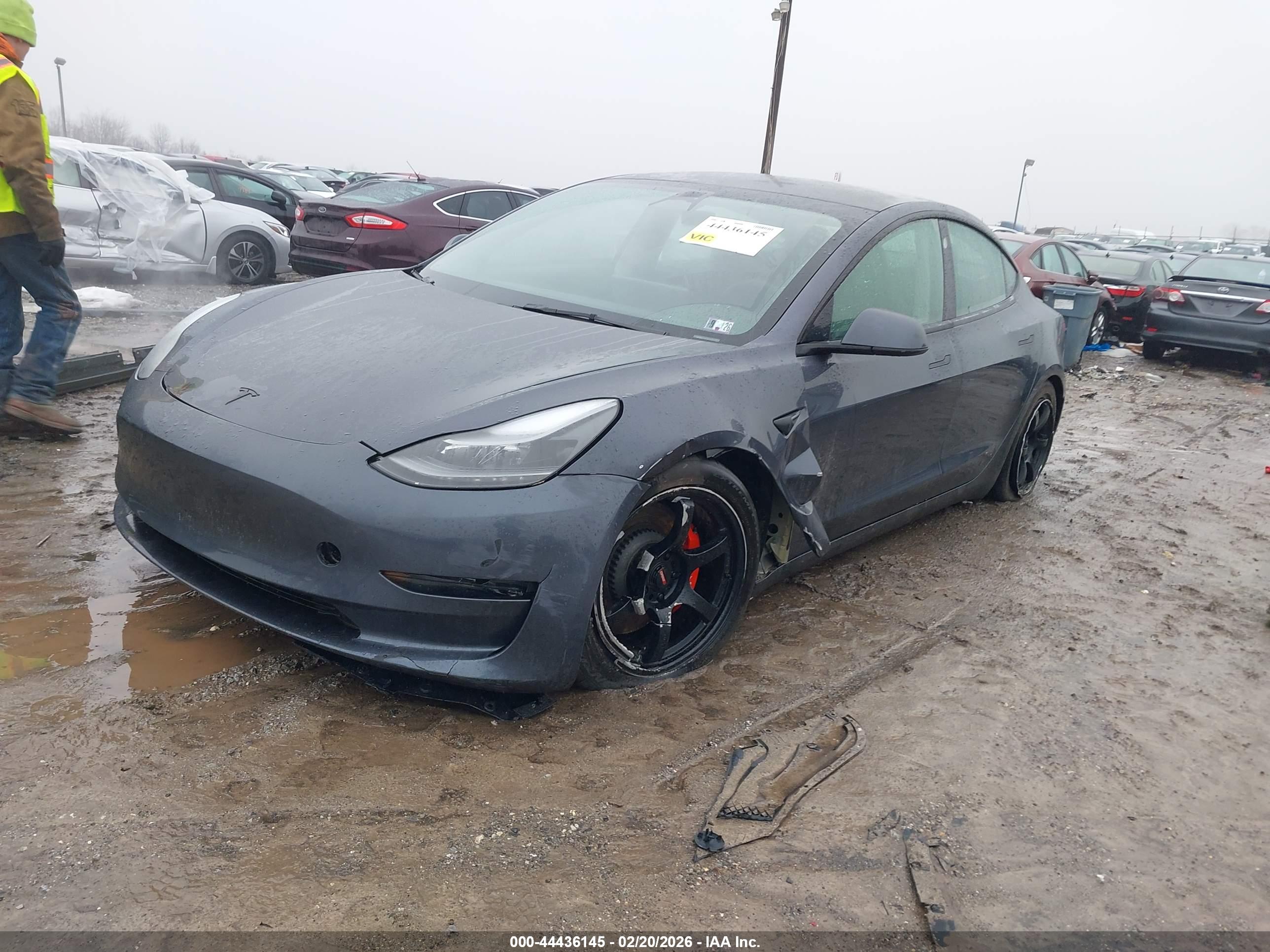 TESLA MODEL image 2