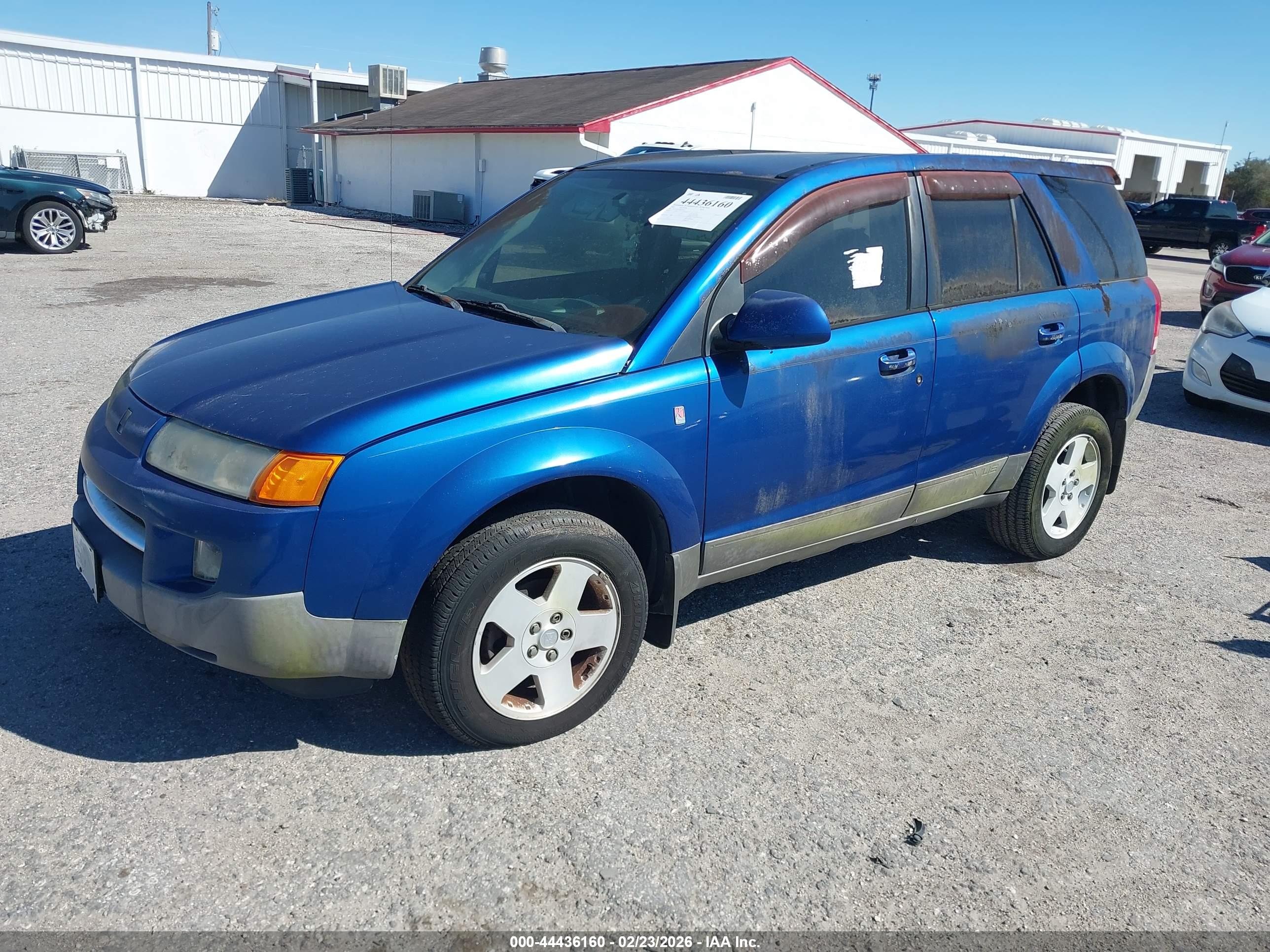 SATURN VUE image 2