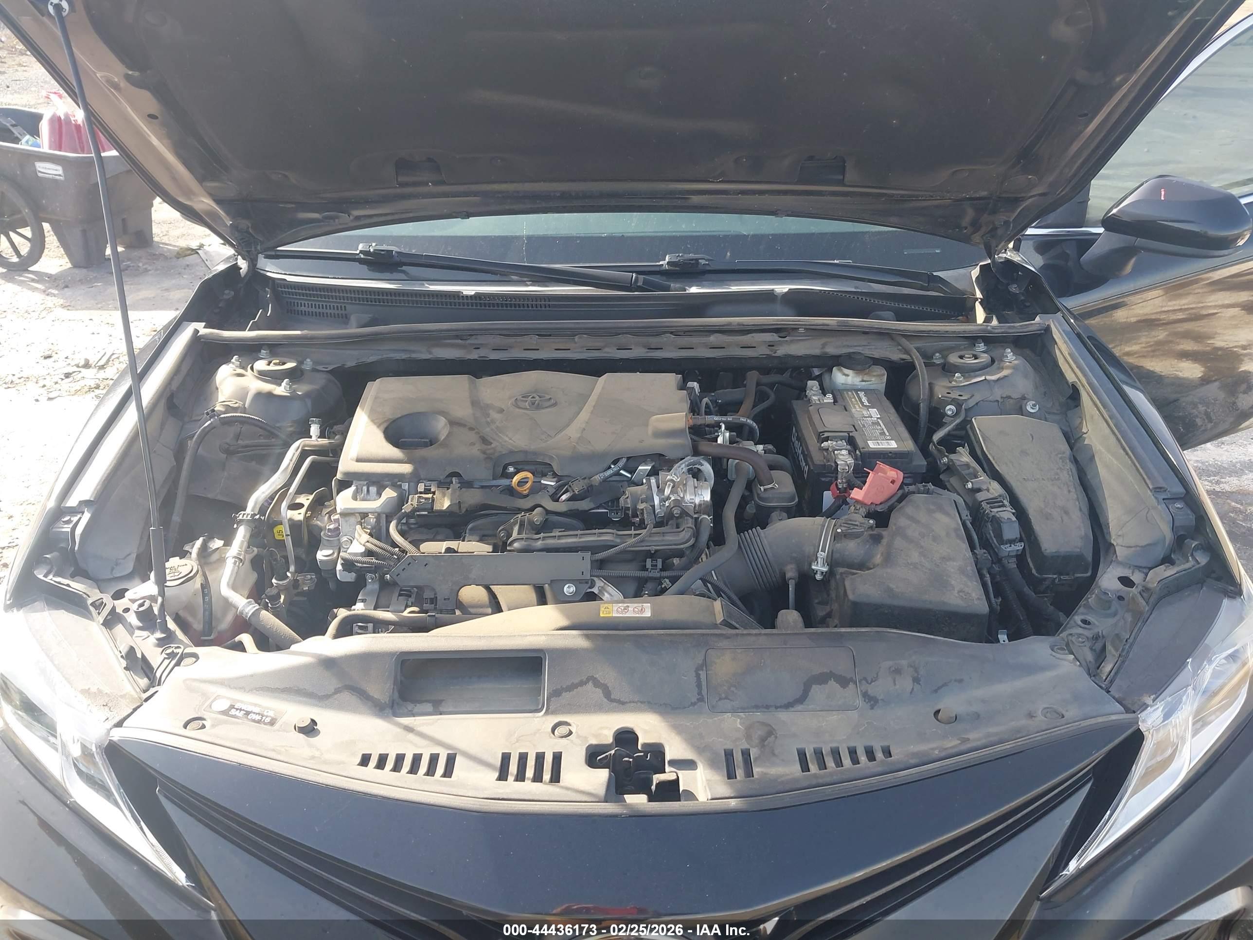 TOYOTA CAMRY image 10