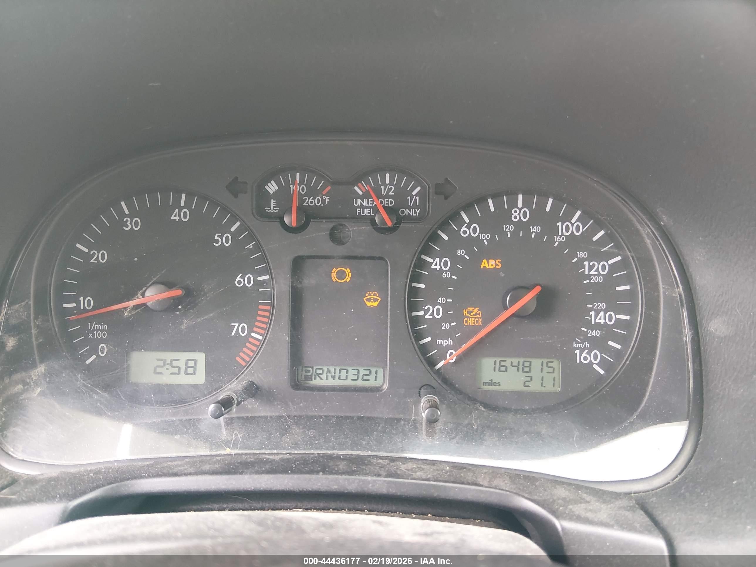 VOLKSWAGEN GOLF image 7
