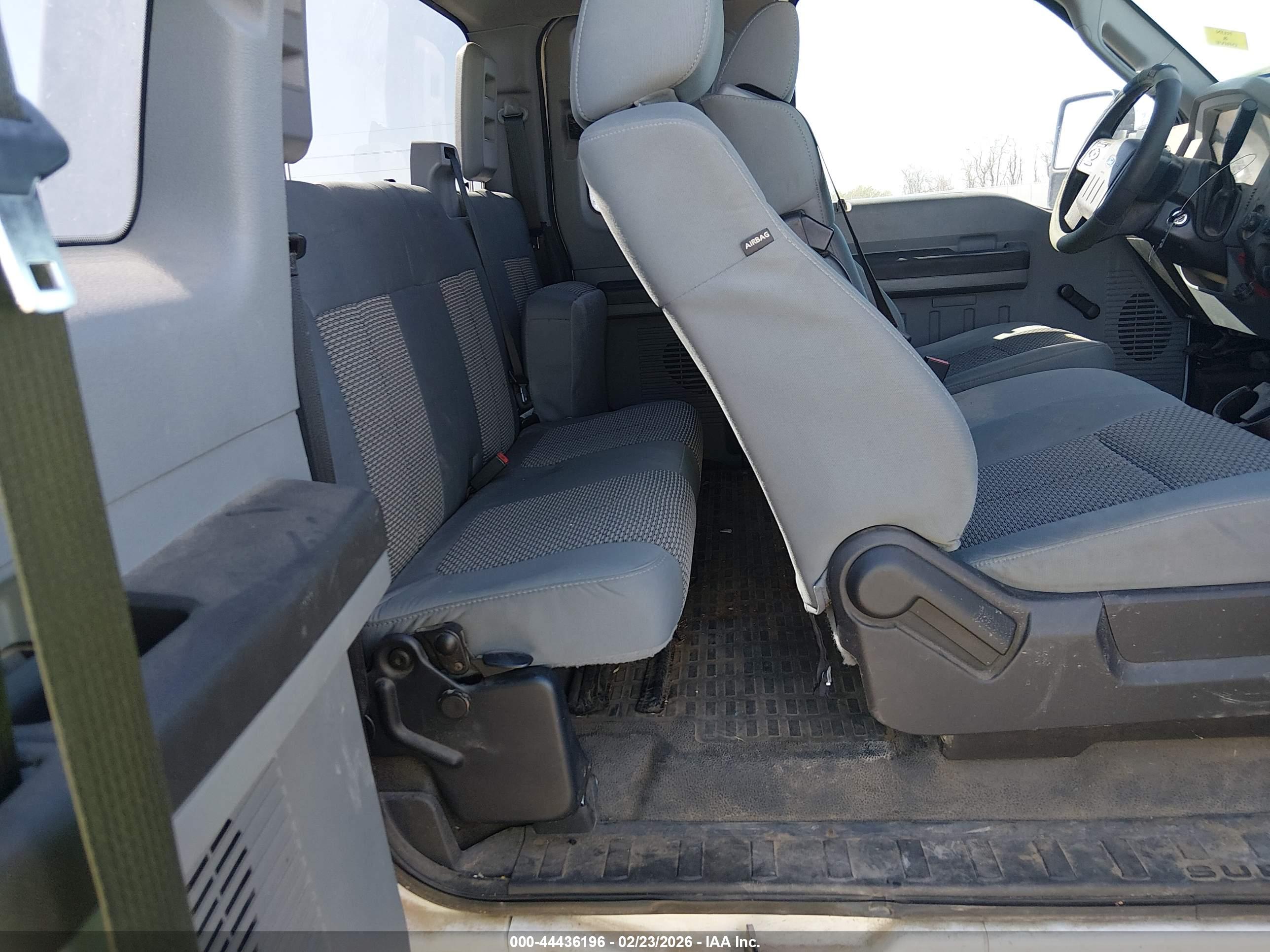 FORD F-250 image 8