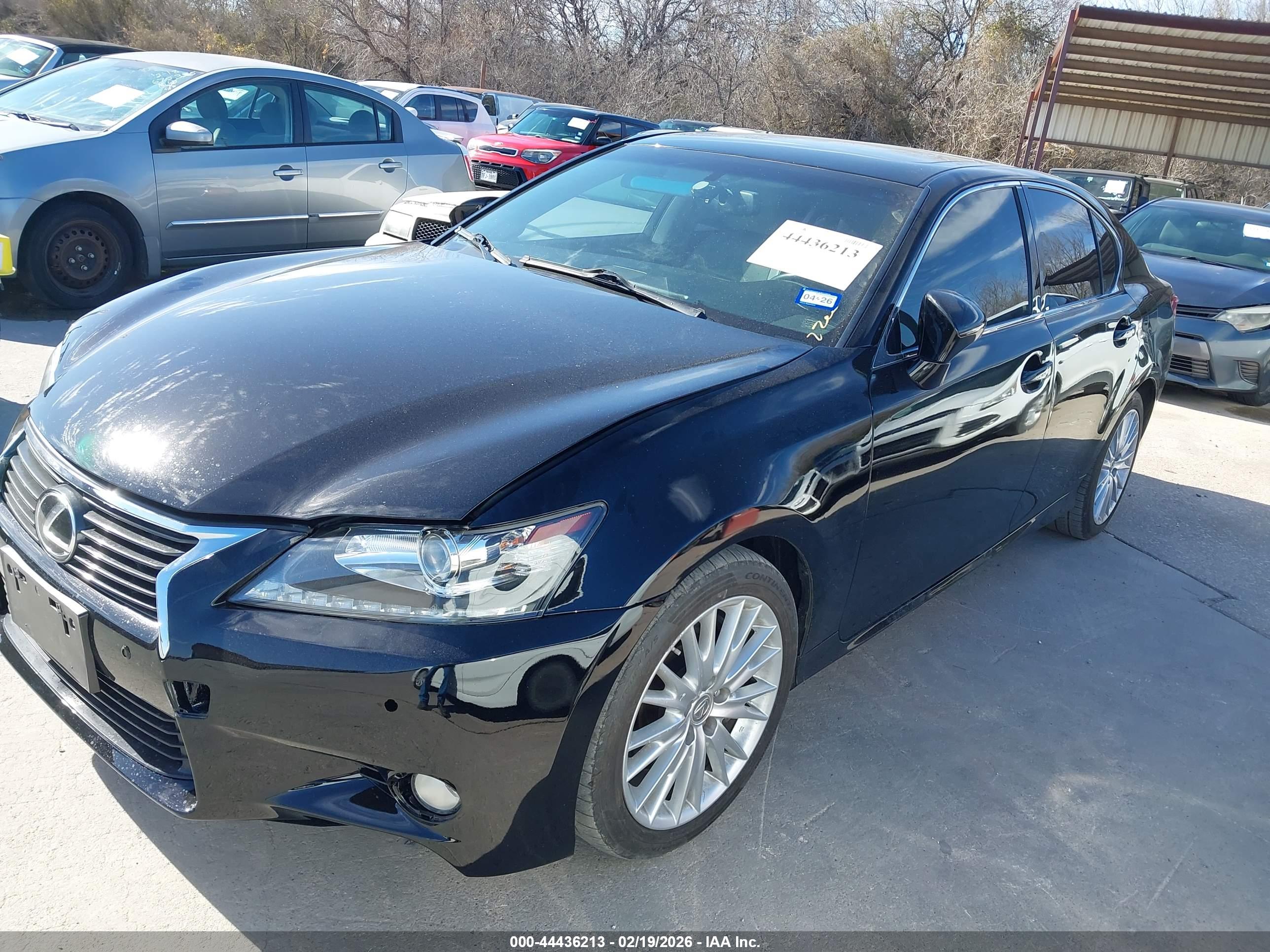 LEXUS GS image 2