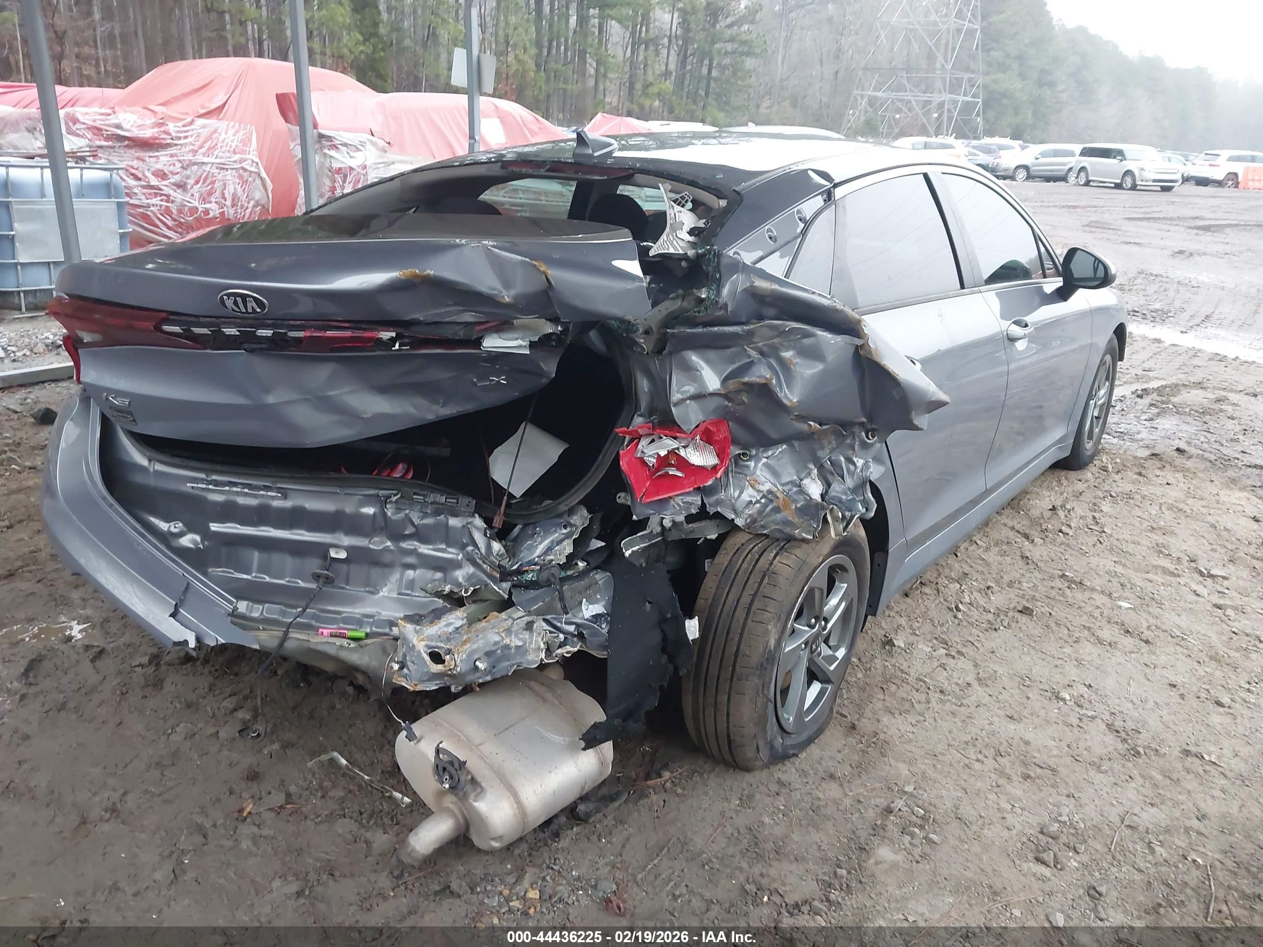 KIA K5 image 4