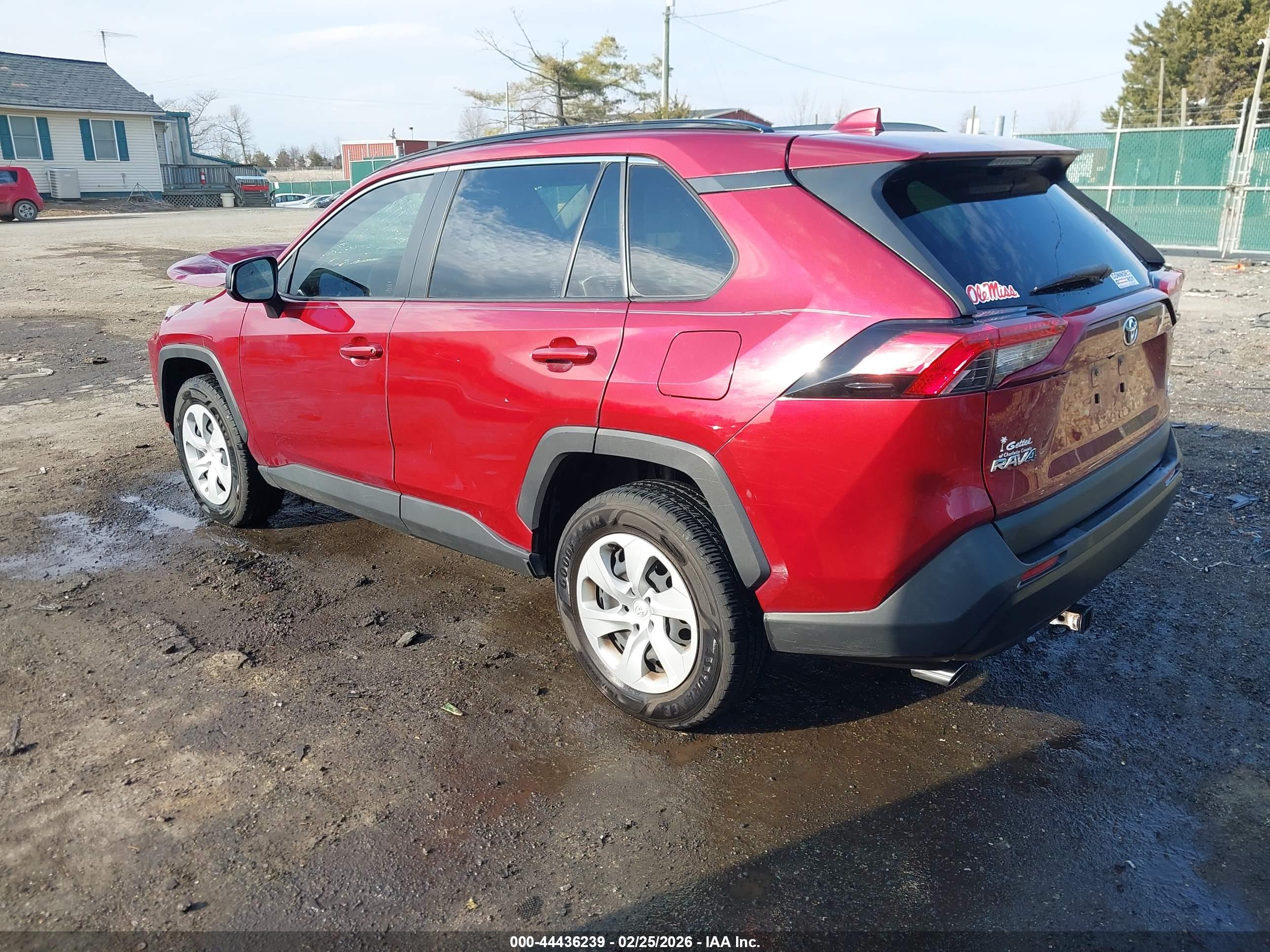 TOYOTA RAV4 image 3