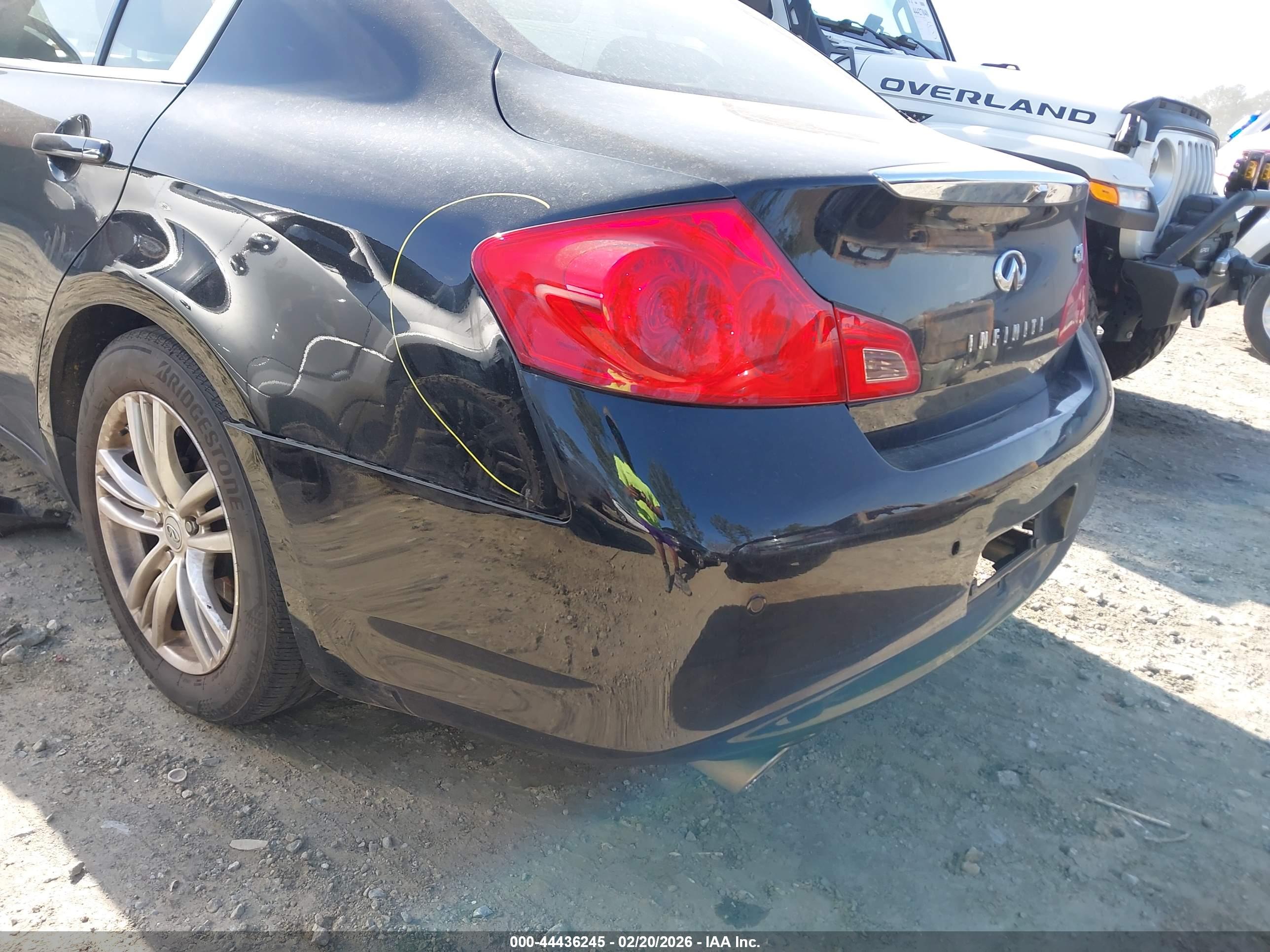 INFINITI G37 image 6