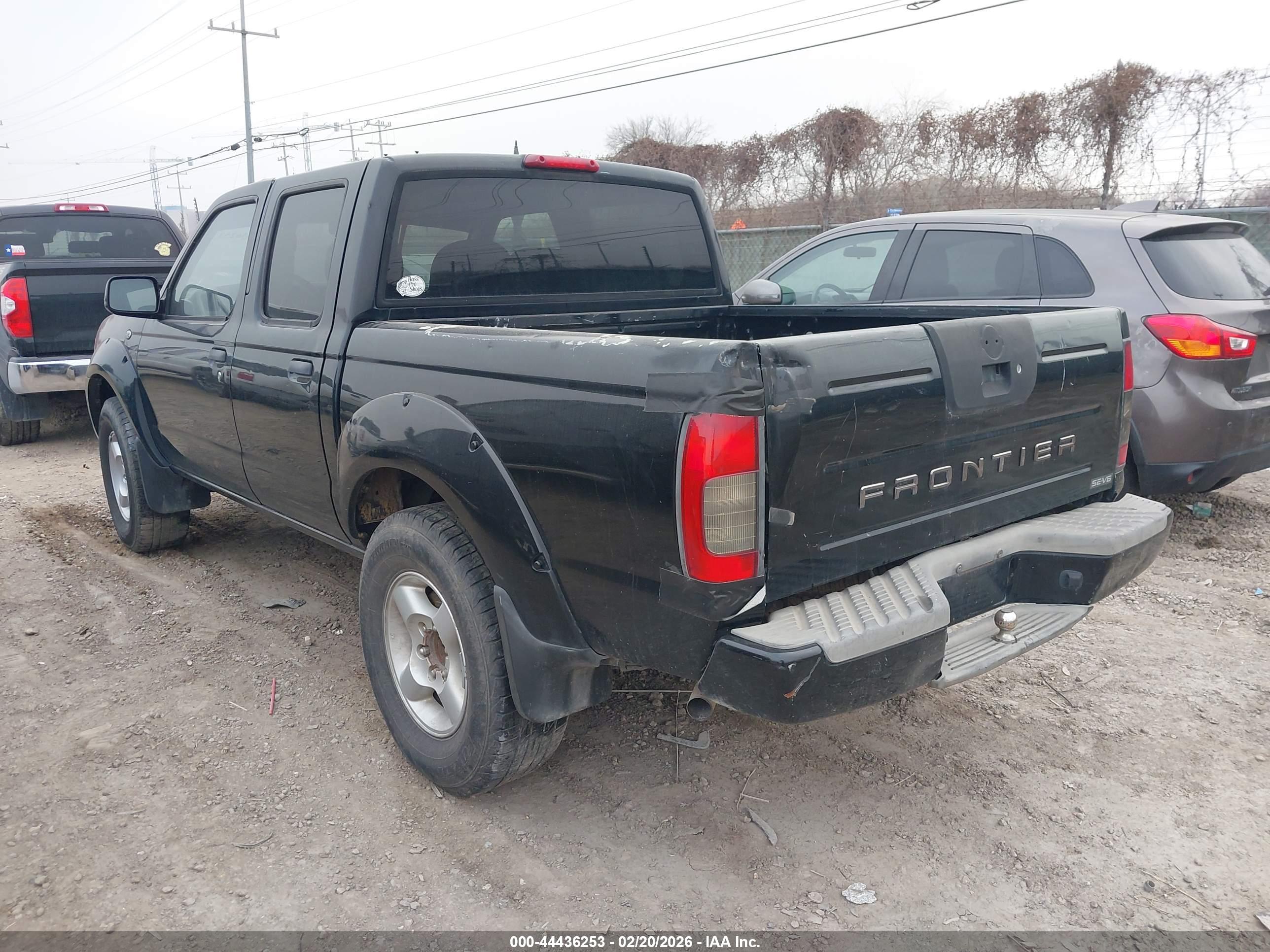 NISSAN FRONTIER image 3
