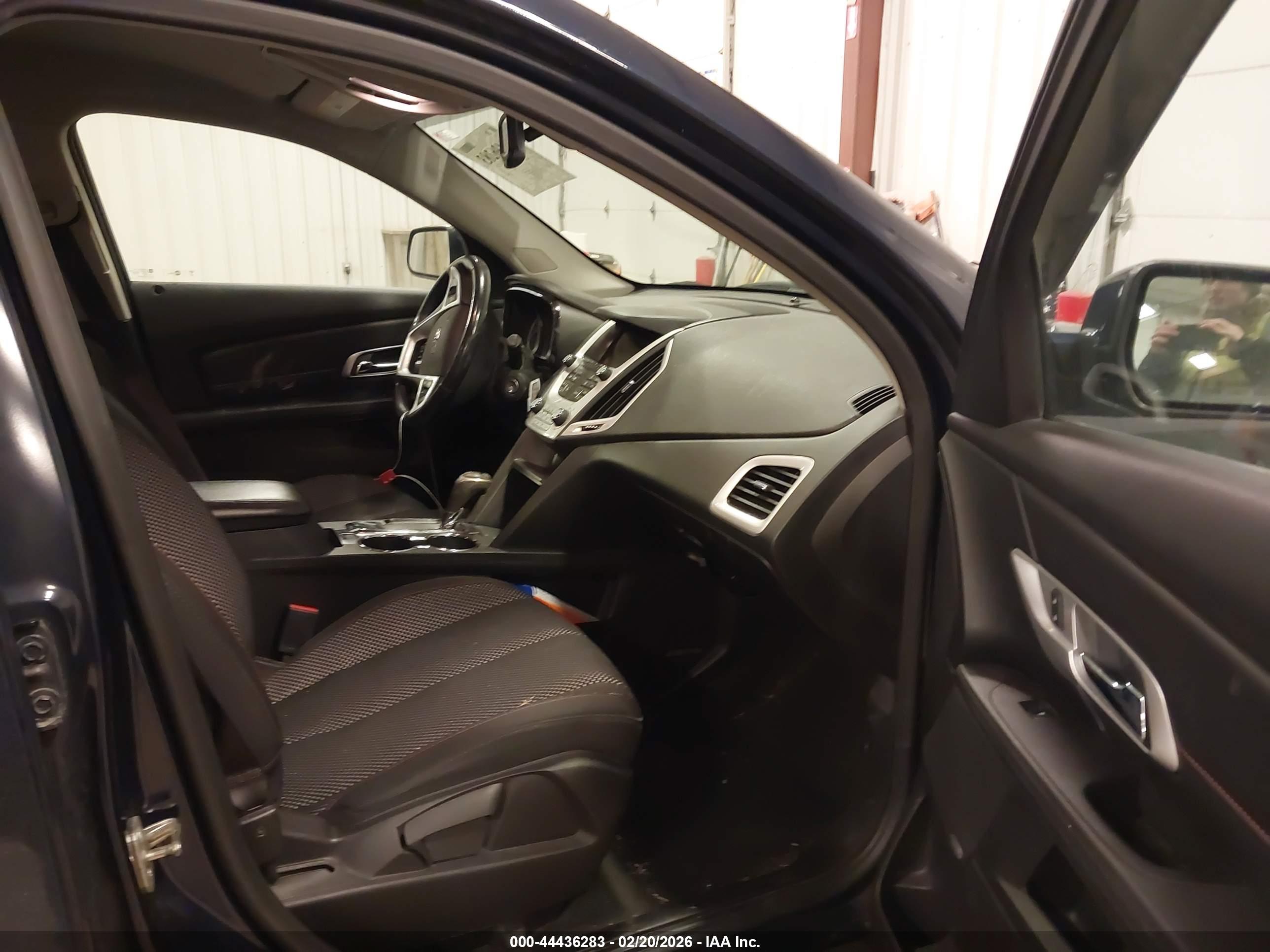 GMC TERRAIN image 5