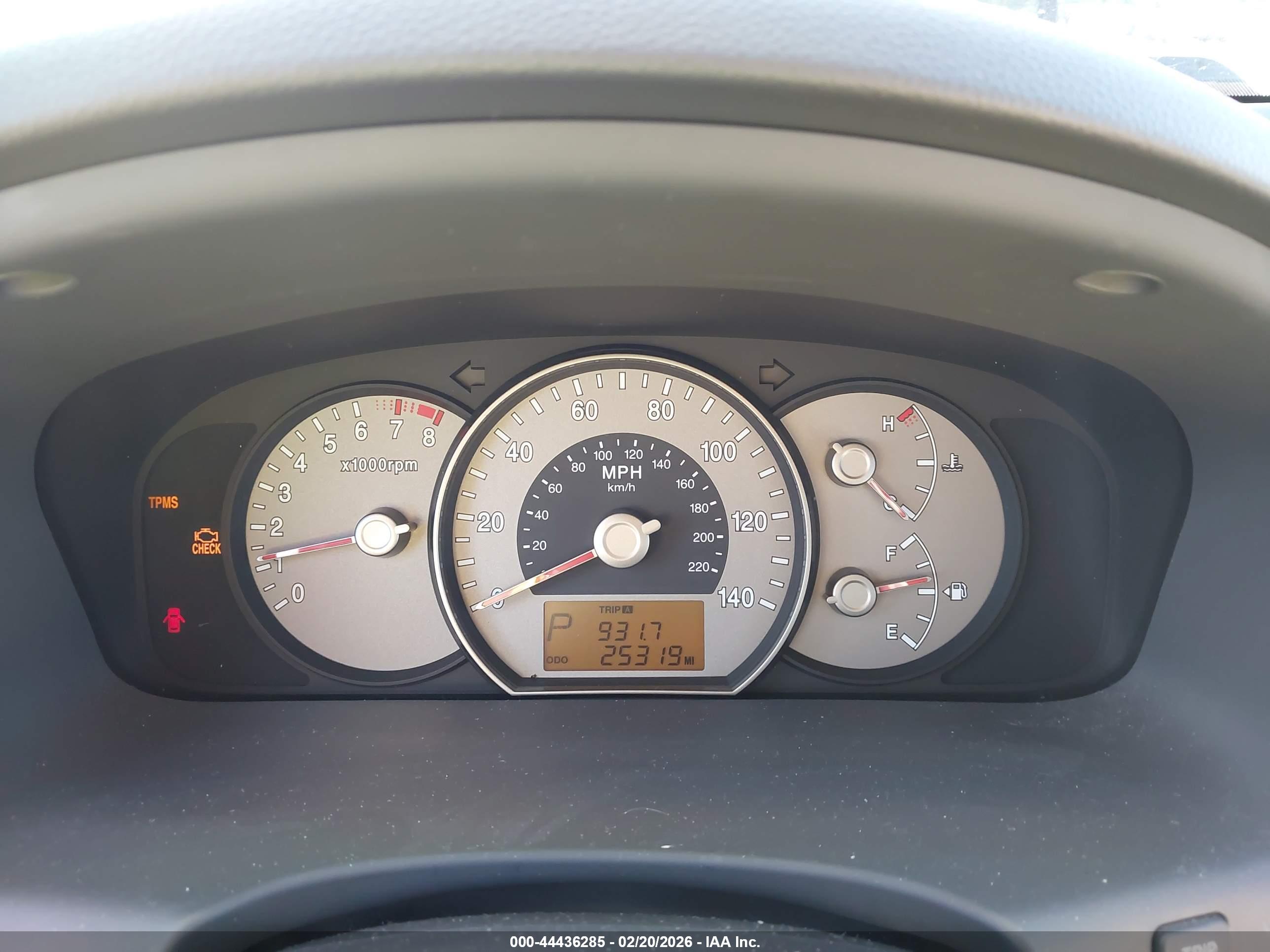 KIA RONDO image 7