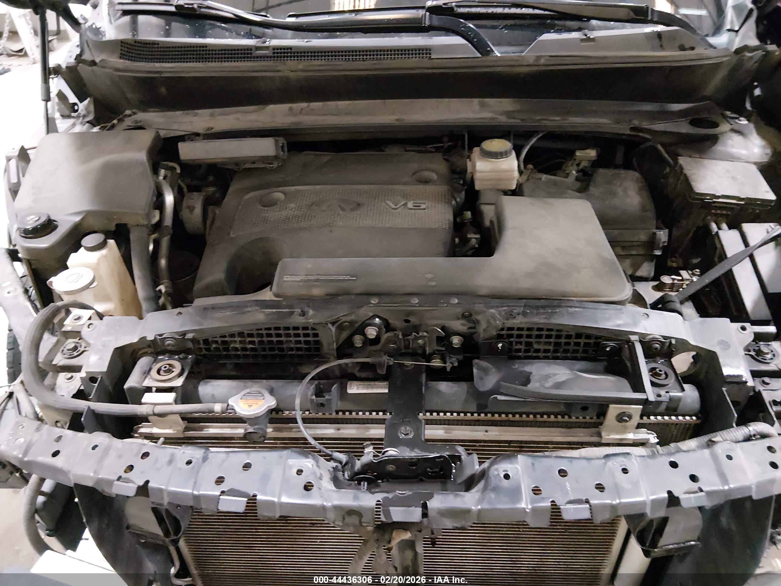 INFINITI JX35 image 10