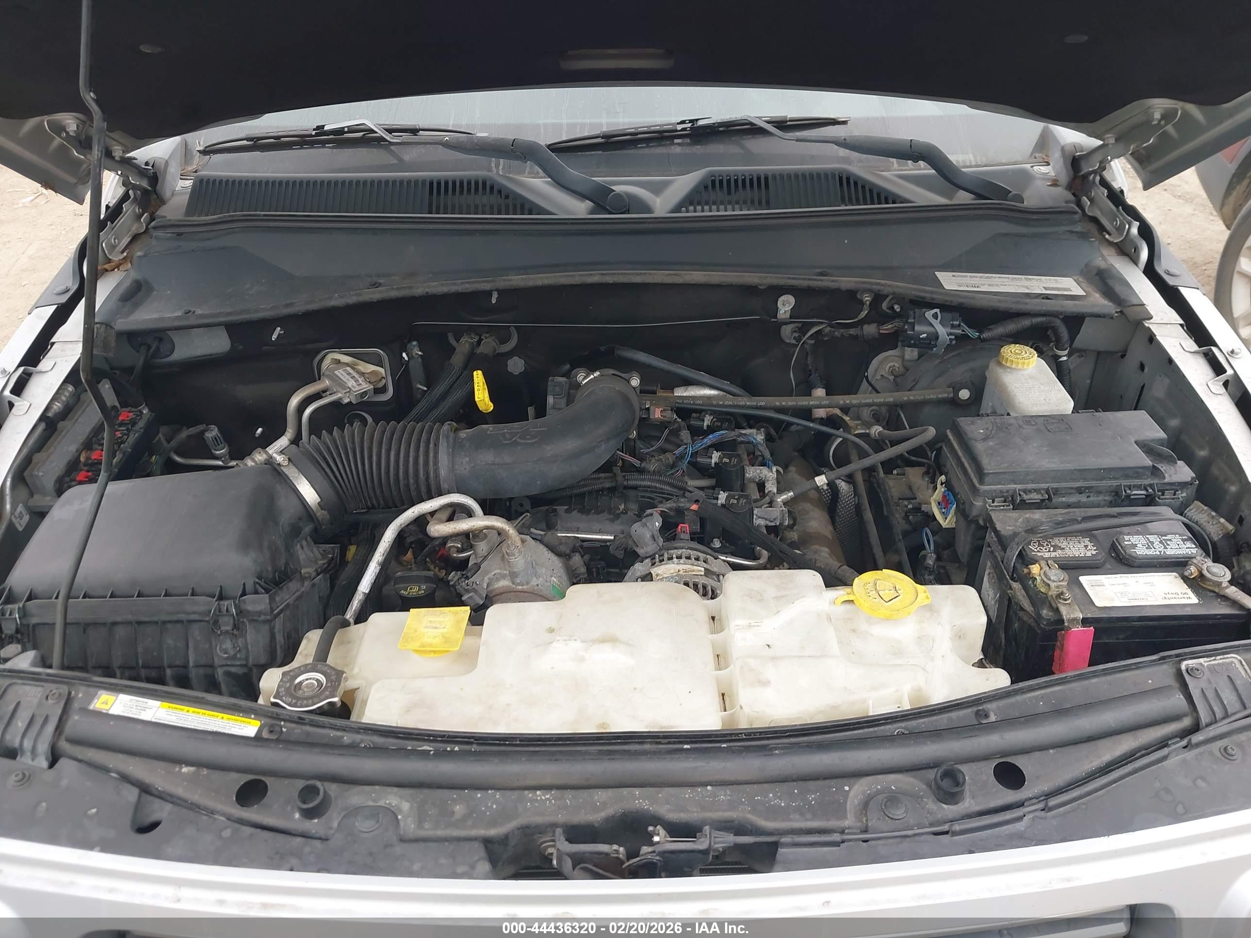 DODGE NITRO image 10