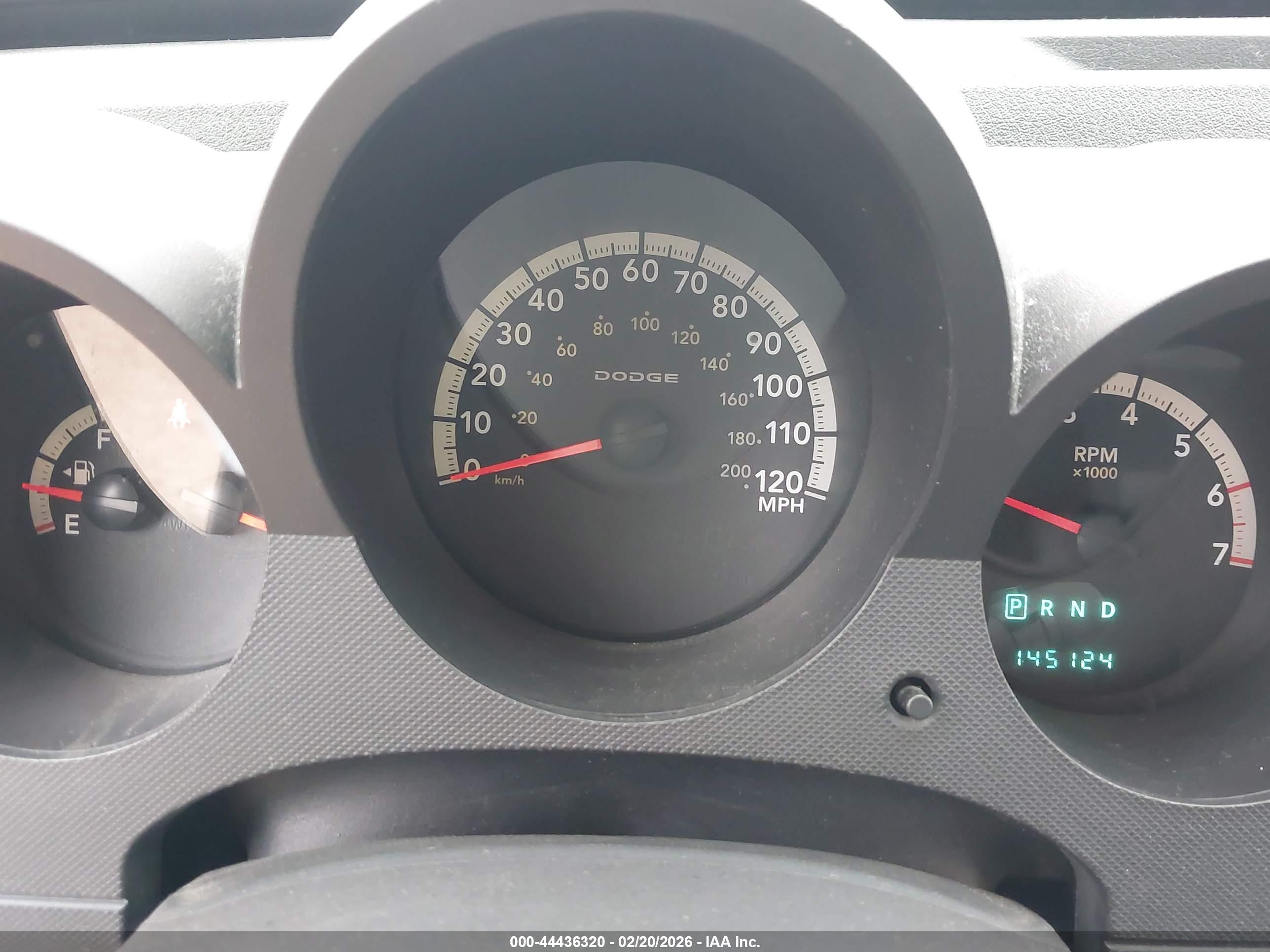 DODGE NITRO image 7
