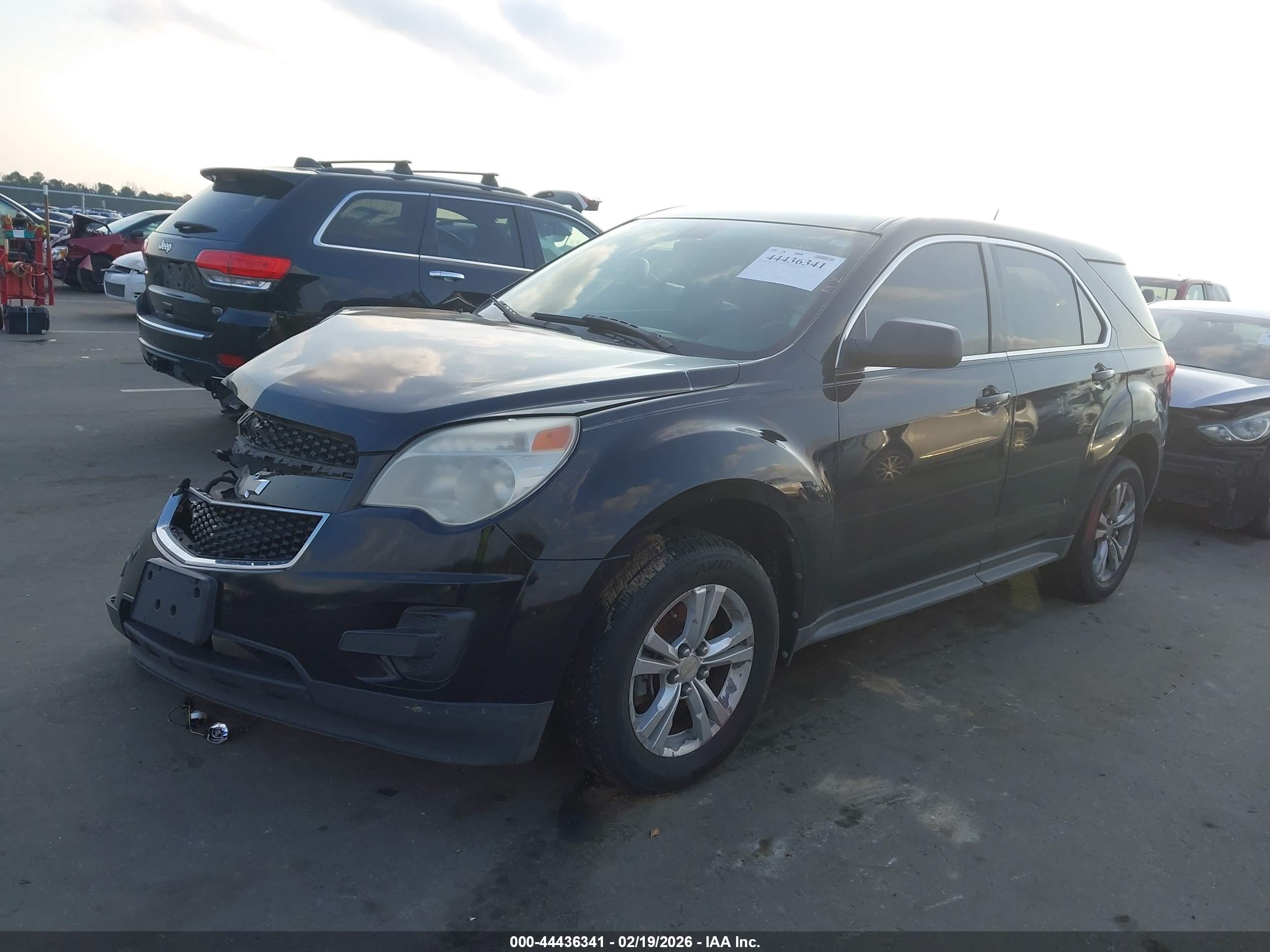 CHEVROLET EQUINOX image 2