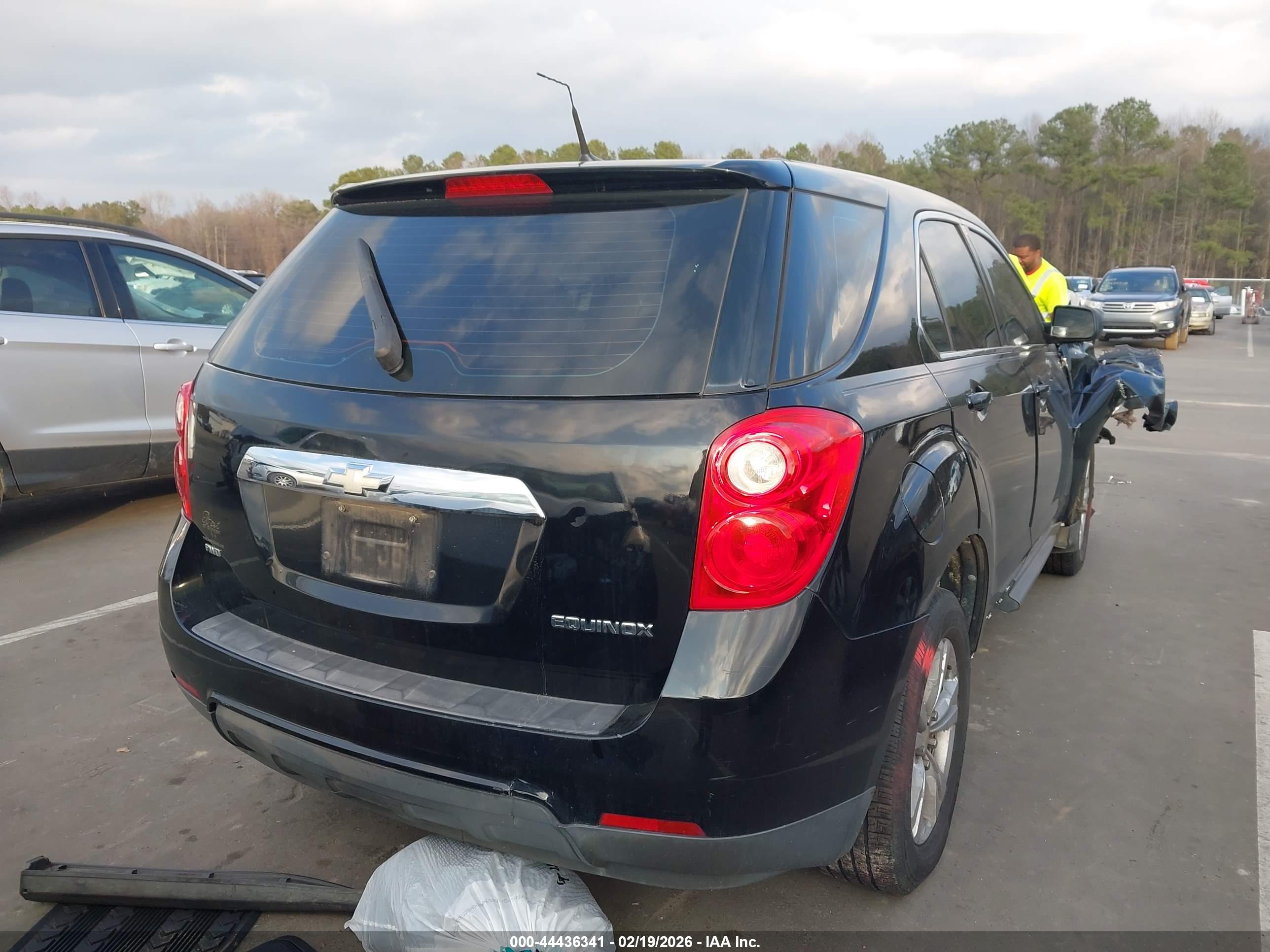 CHEVROLET EQUINOX image 4