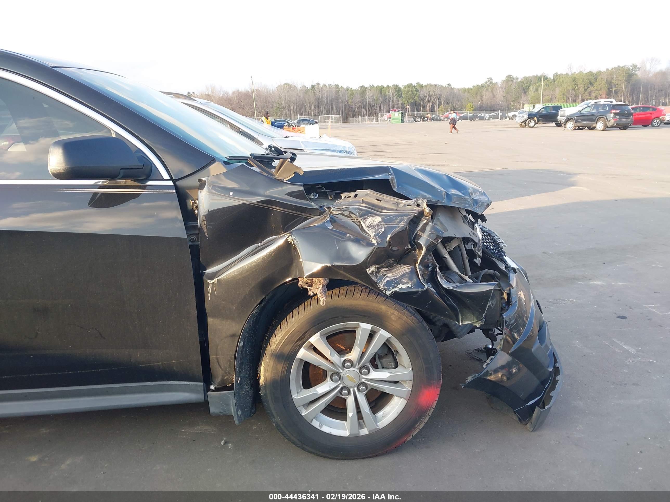 CHEVROLET EQUINOX image 6