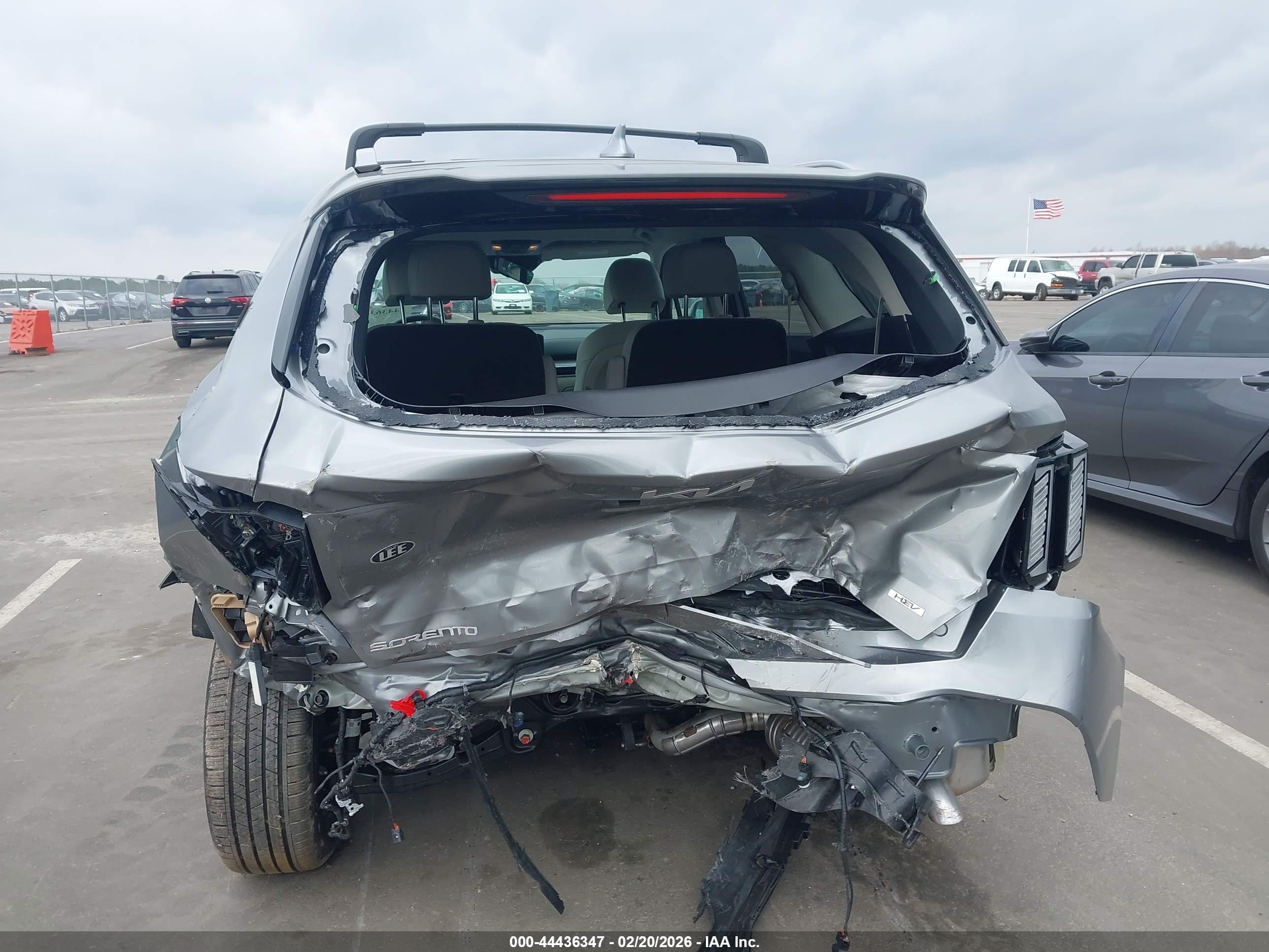 KIA SORENTO image 6