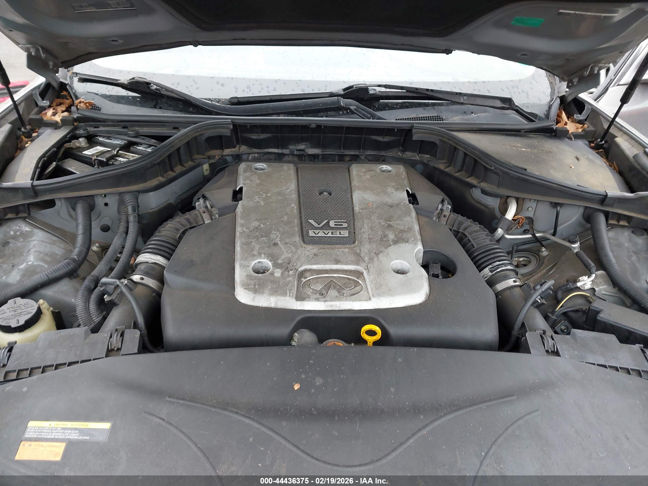 INFINITI M37 image 10