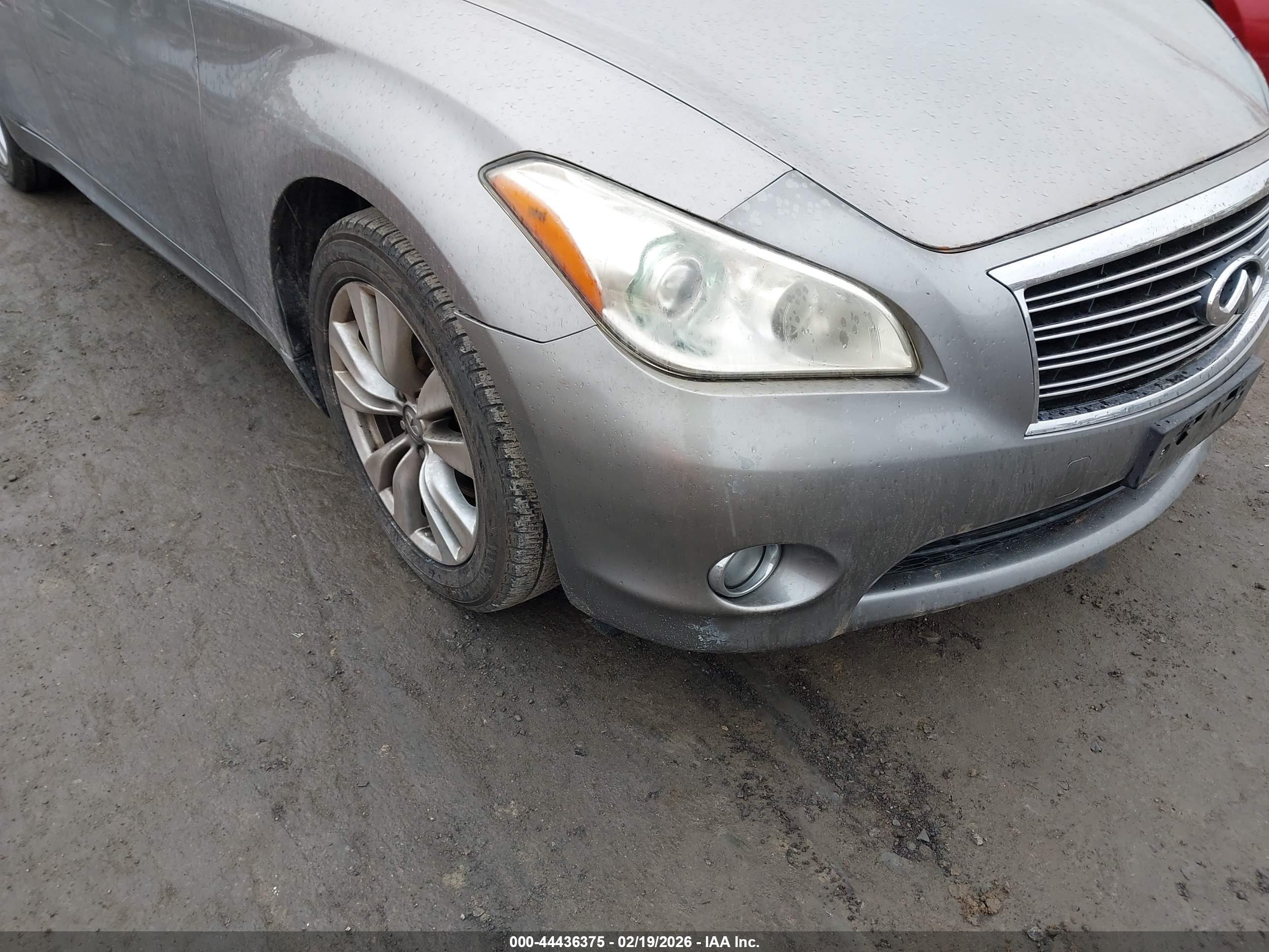 INFINITI M37 image 6