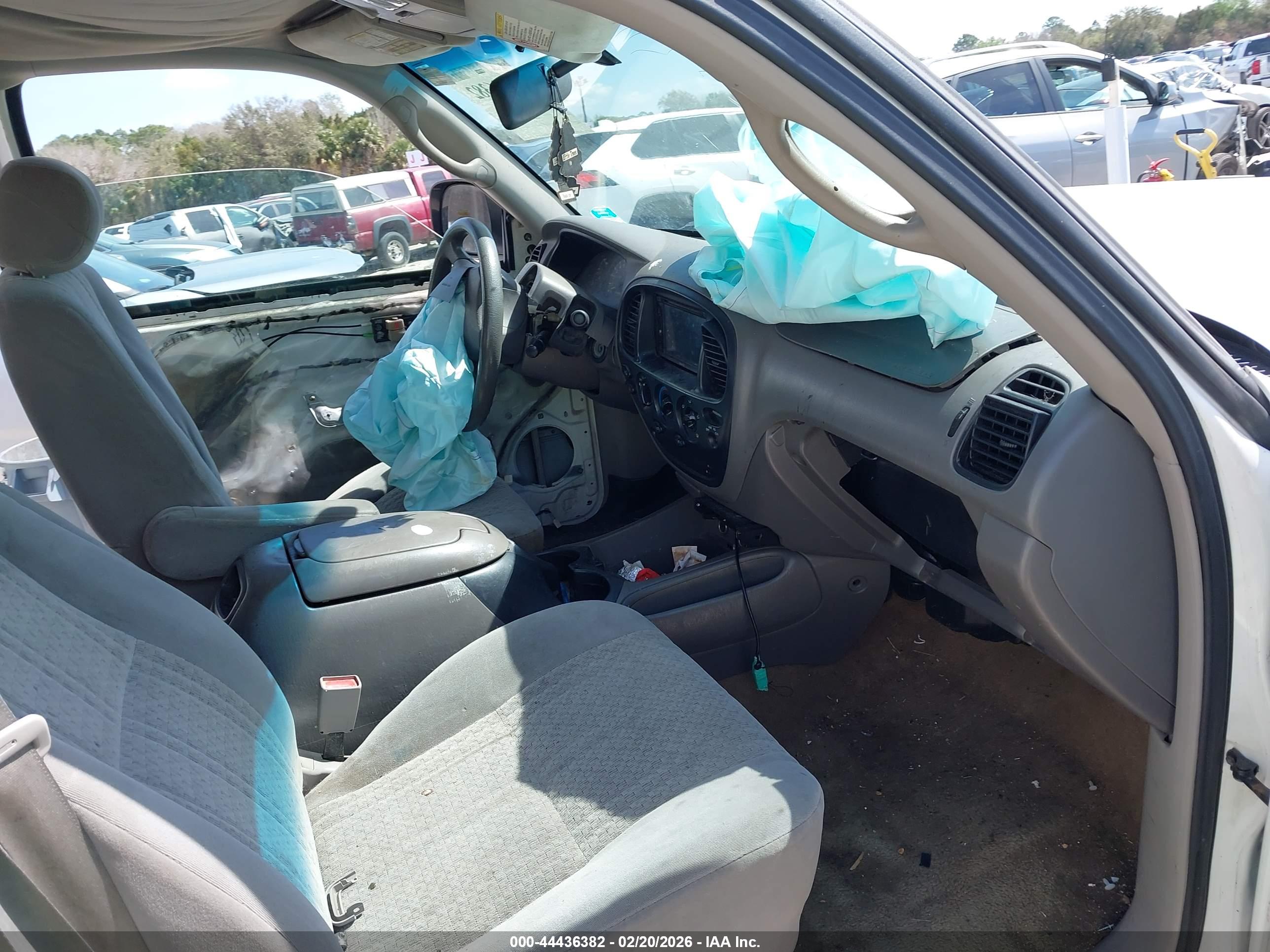 TOYOTA TUNDRA image 5