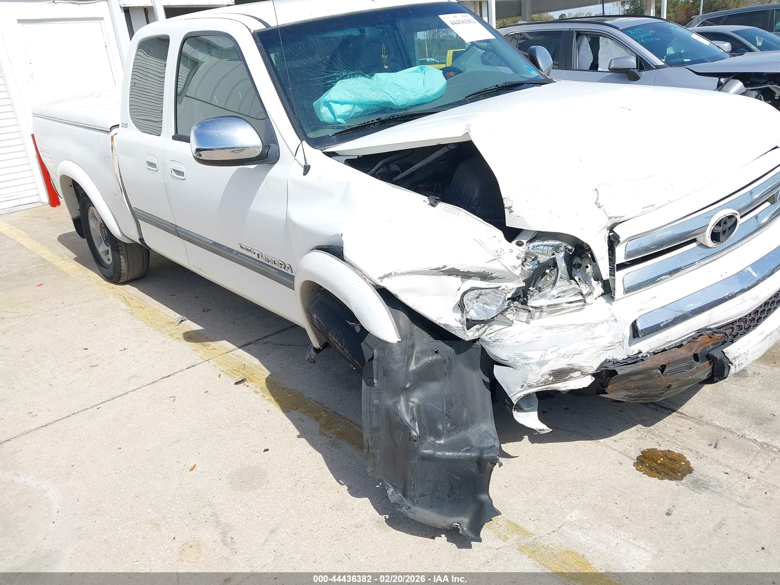 TOYOTA TUNDRA image 6