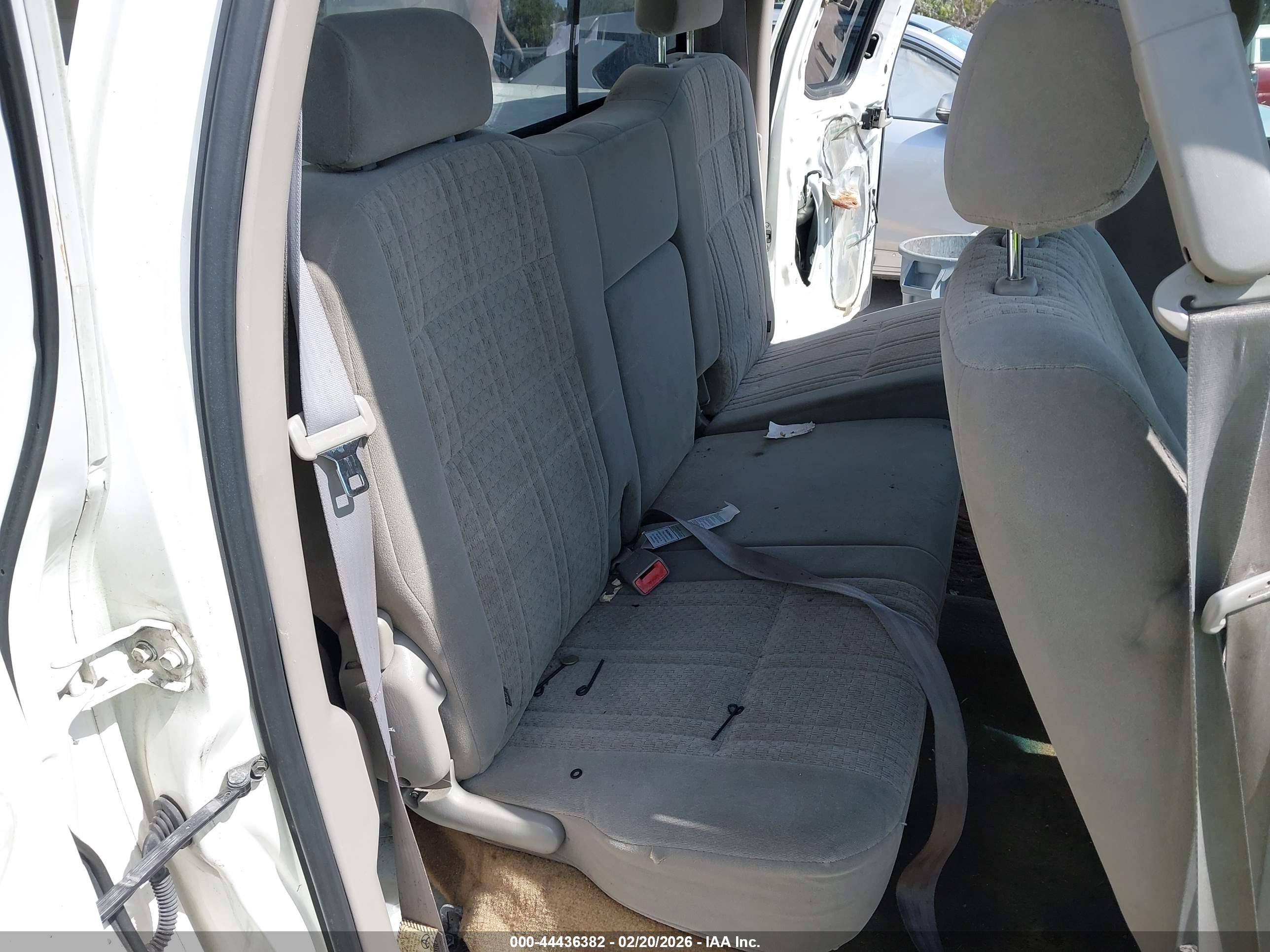 TOYOTA TUNDRA image 8