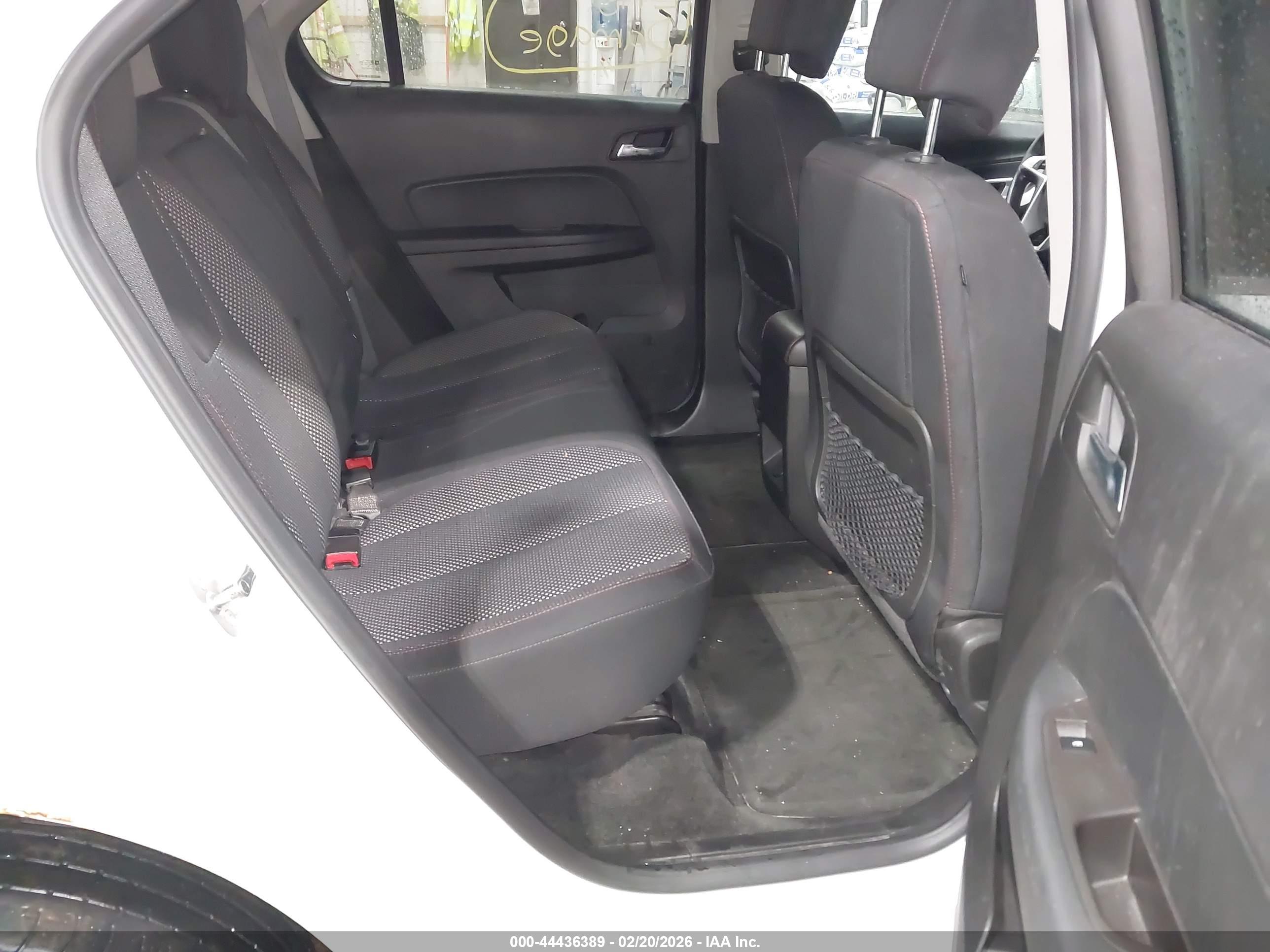 CHEVROLET EQUINOX image 8