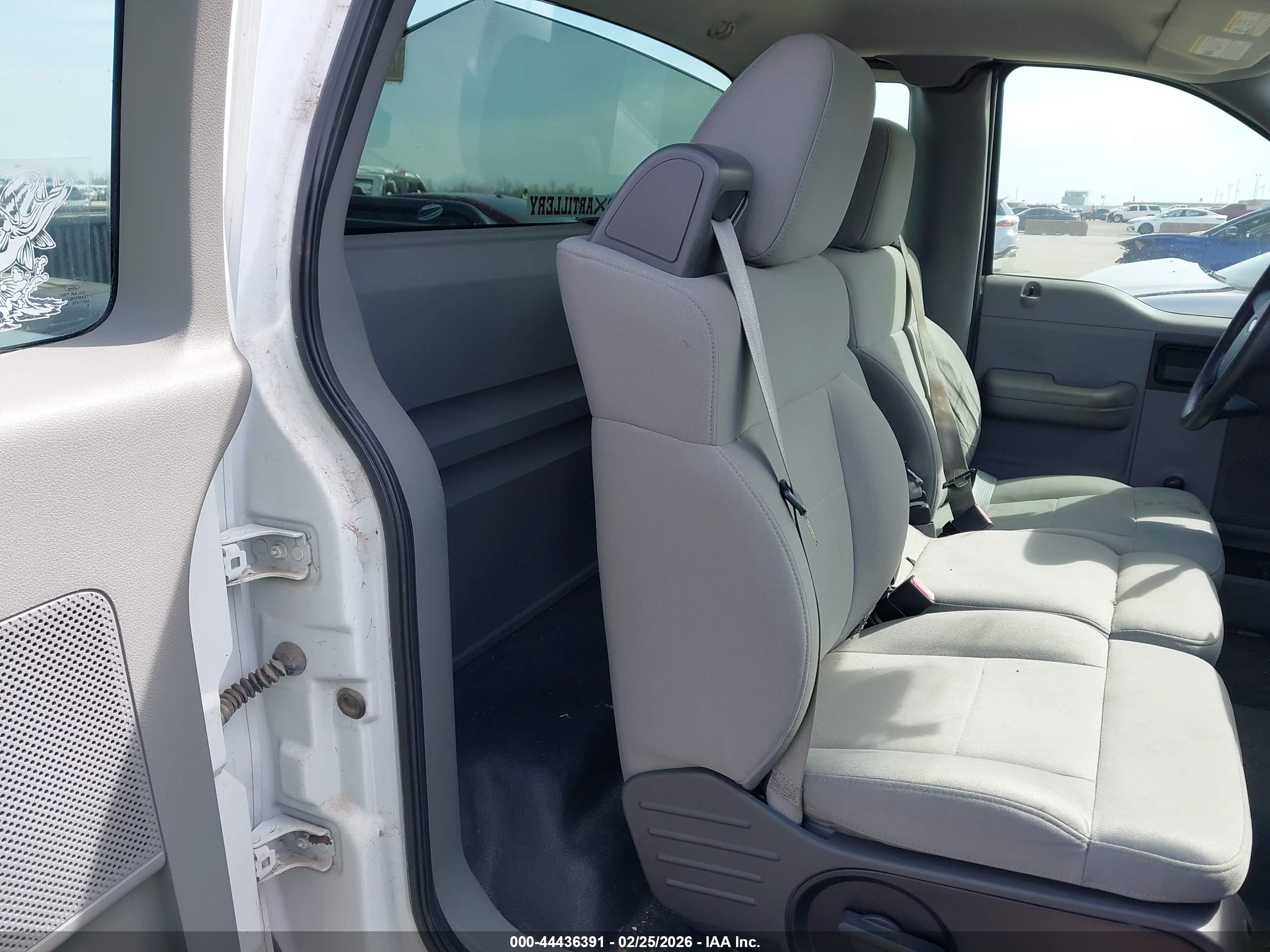 FORD F-150 image 8