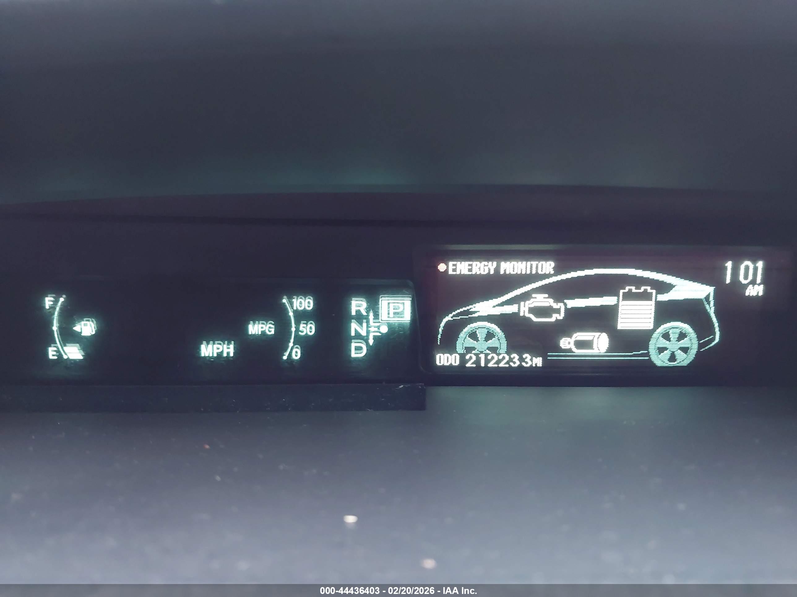 TOYOTA PRIUS image 7