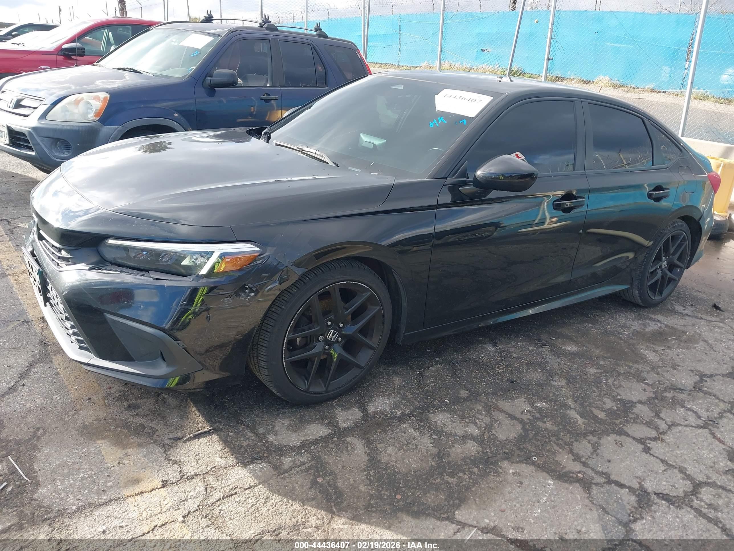 HONDA CIVIC image 2