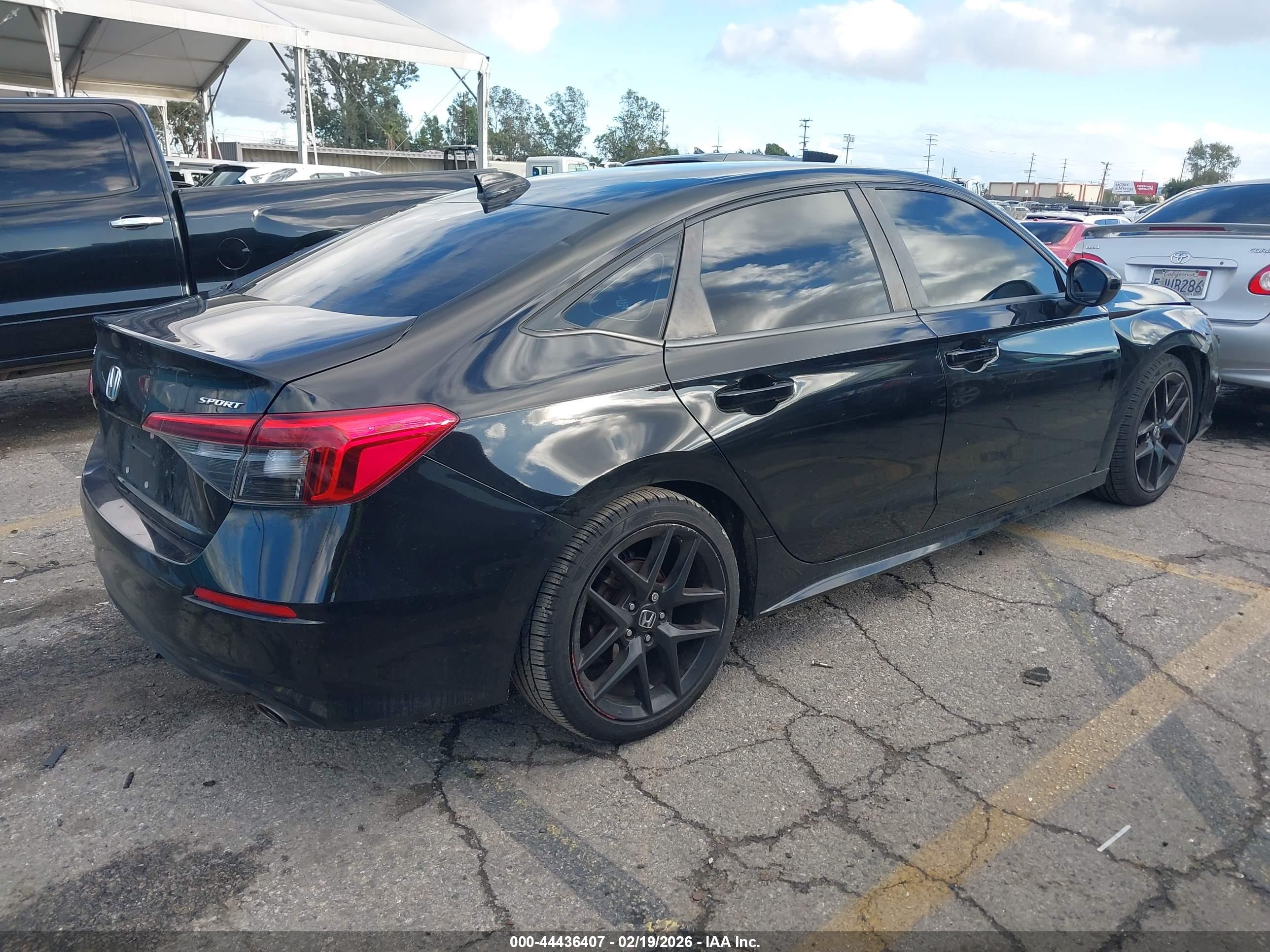 HONDA CIVIC image 4
