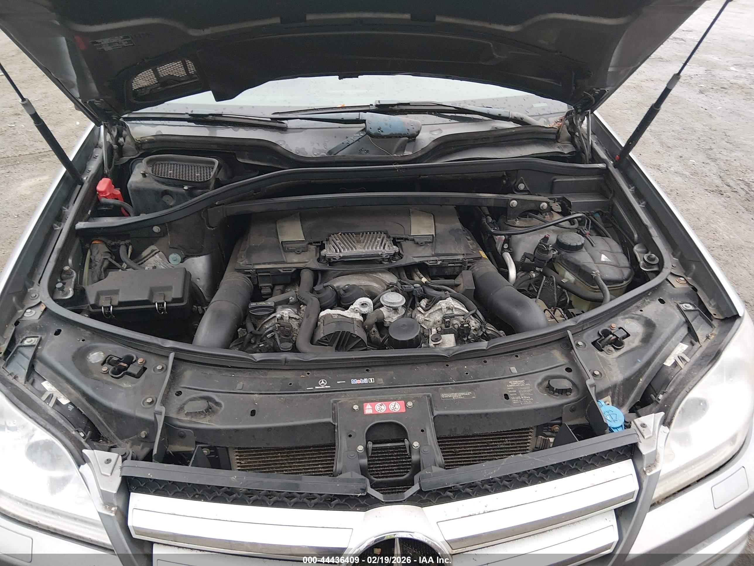 MERCEDES-BENZ GL image 10