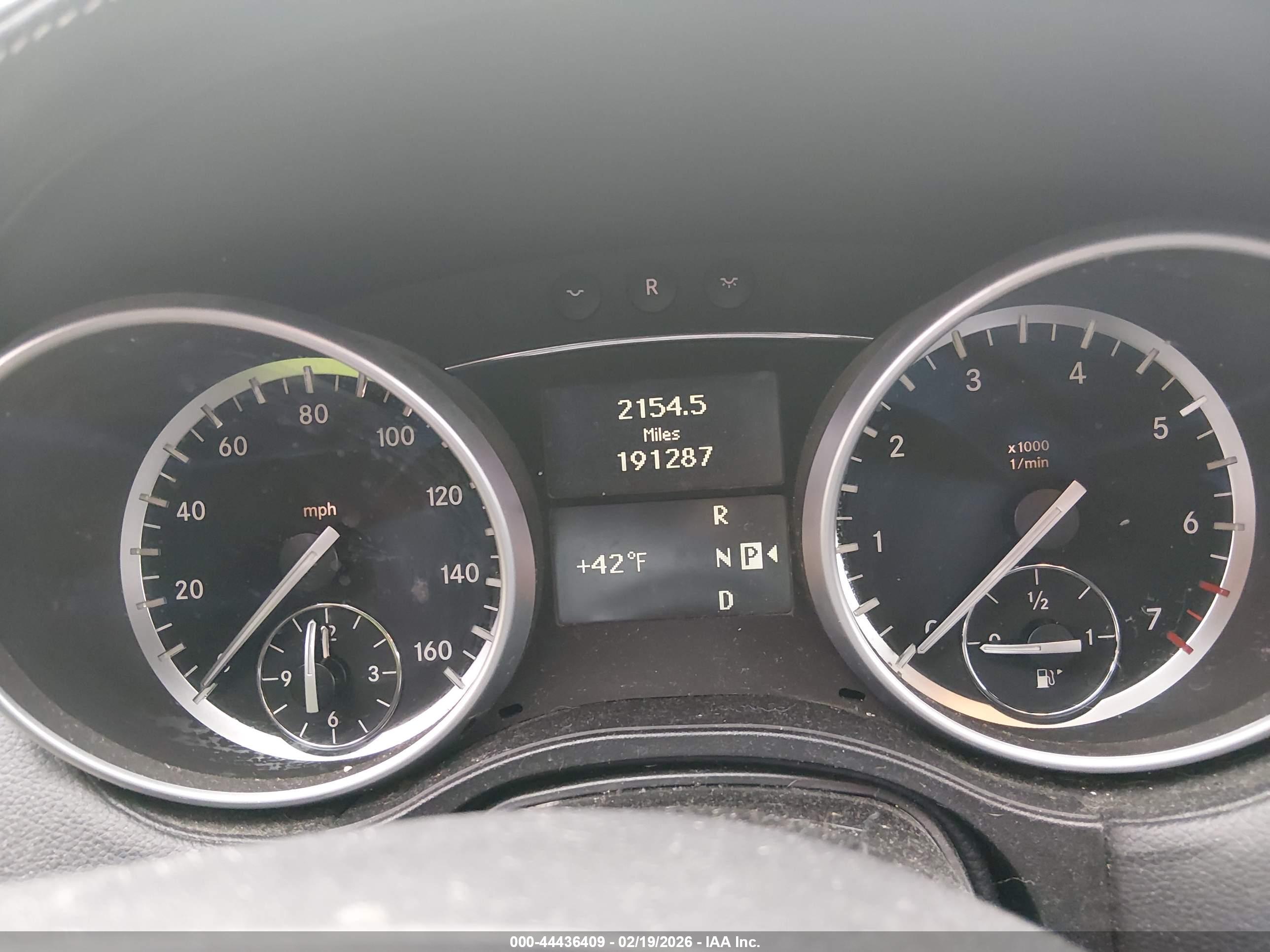 MERCEDES-BENZ GL image 7