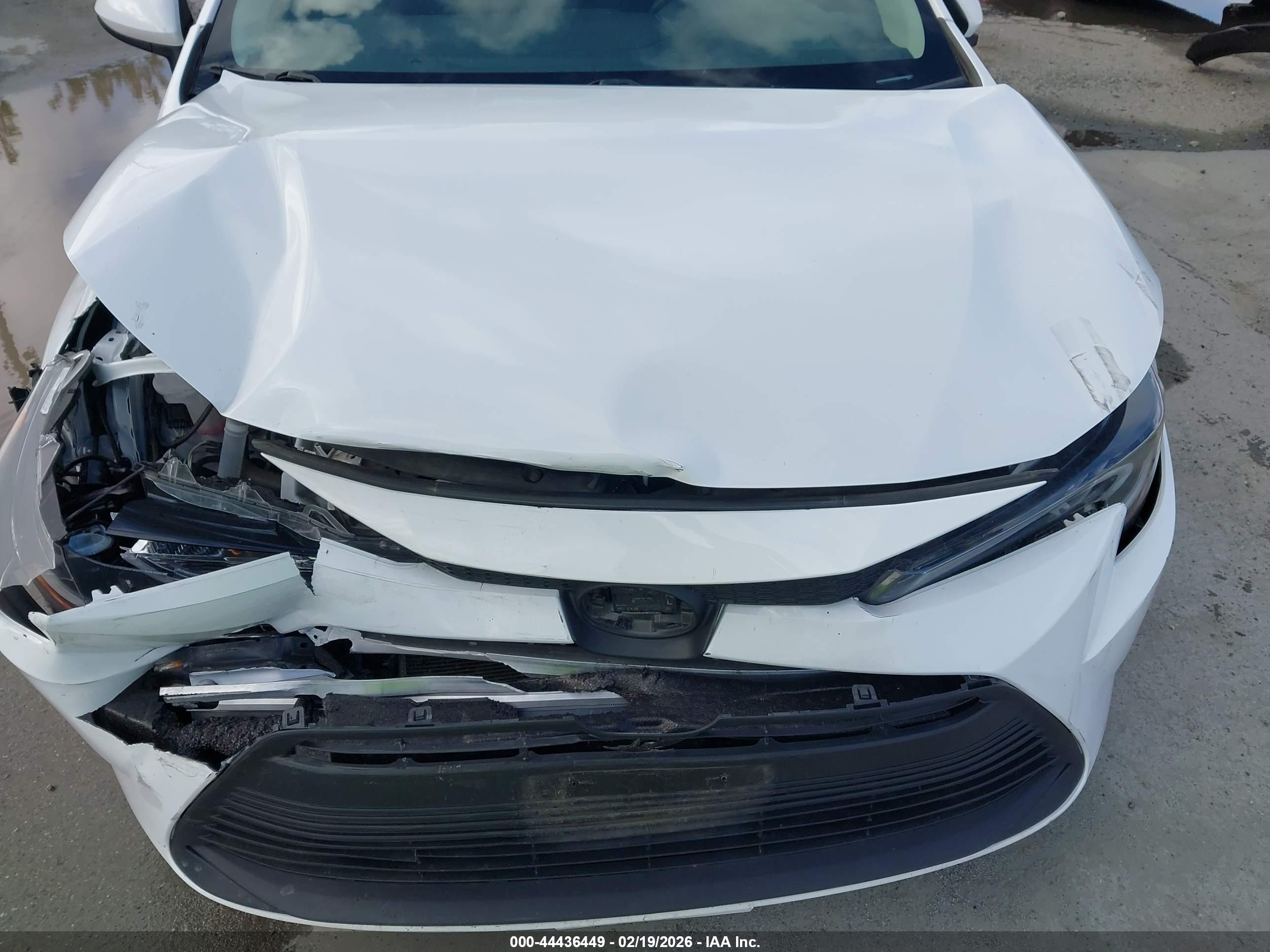 TOYOTA COROLLA image 6