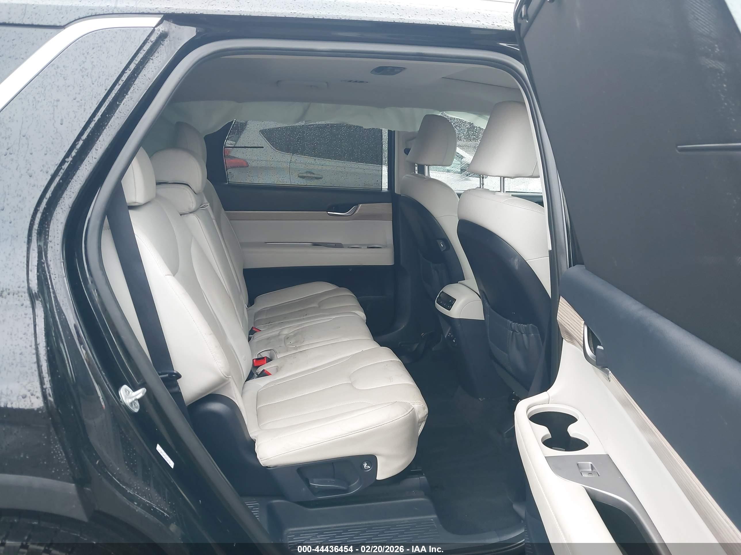 HYUNDAI PALISADE image 8