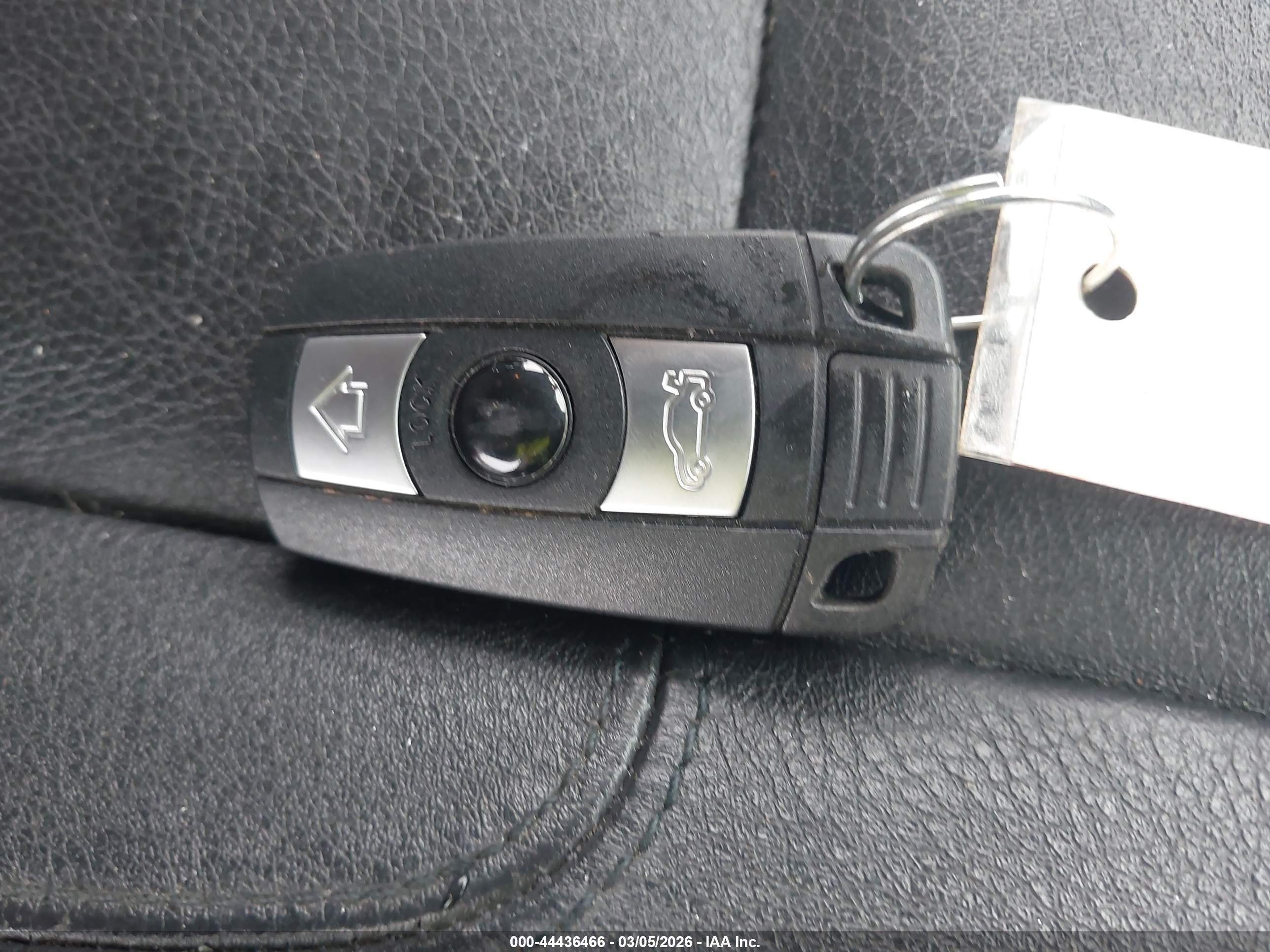 BMW 128I image 11