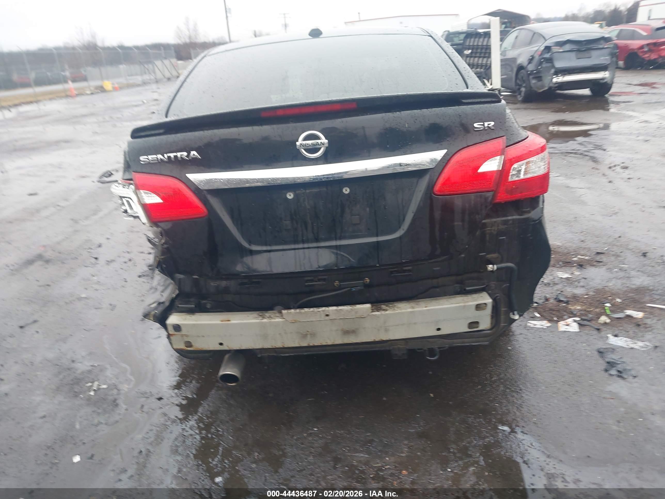 NISSAN SENTRA image 6