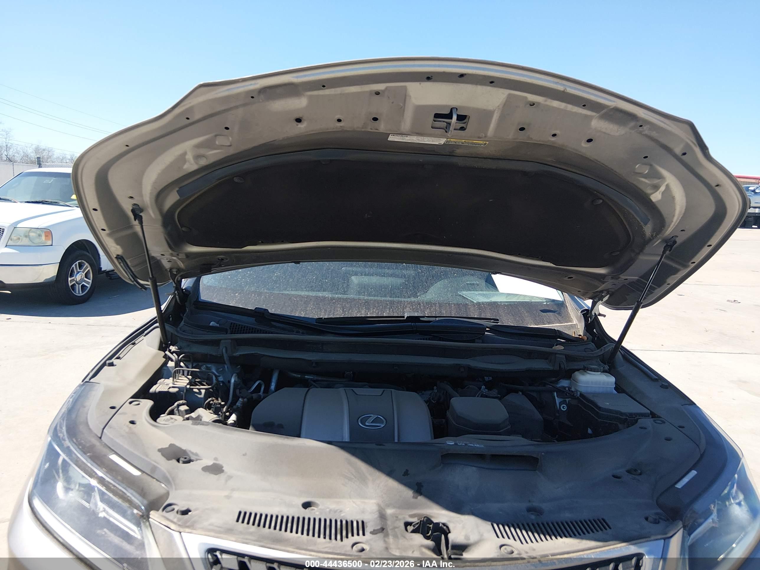 LEXUS RX image 10