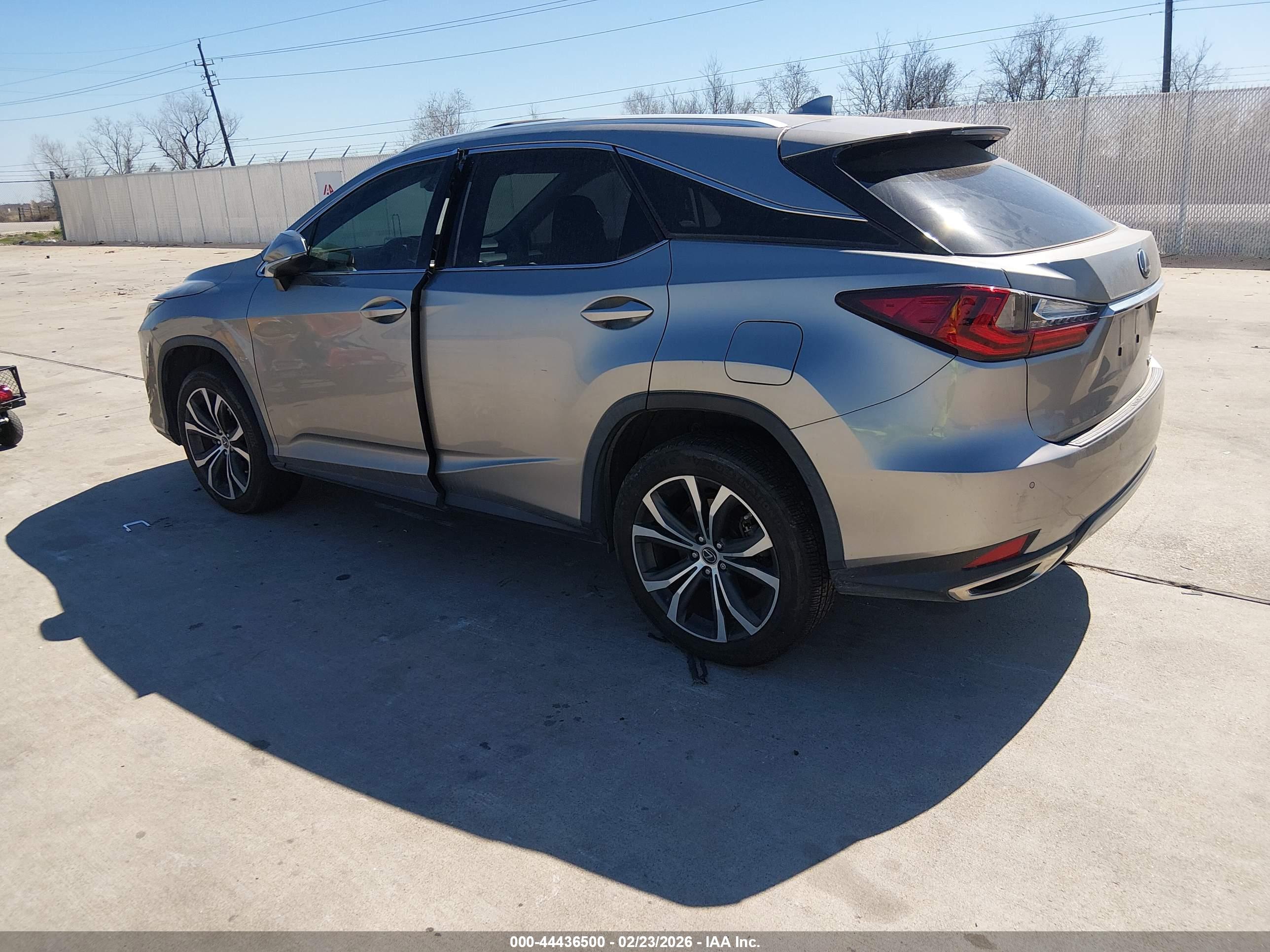 LEXUS RX image 3