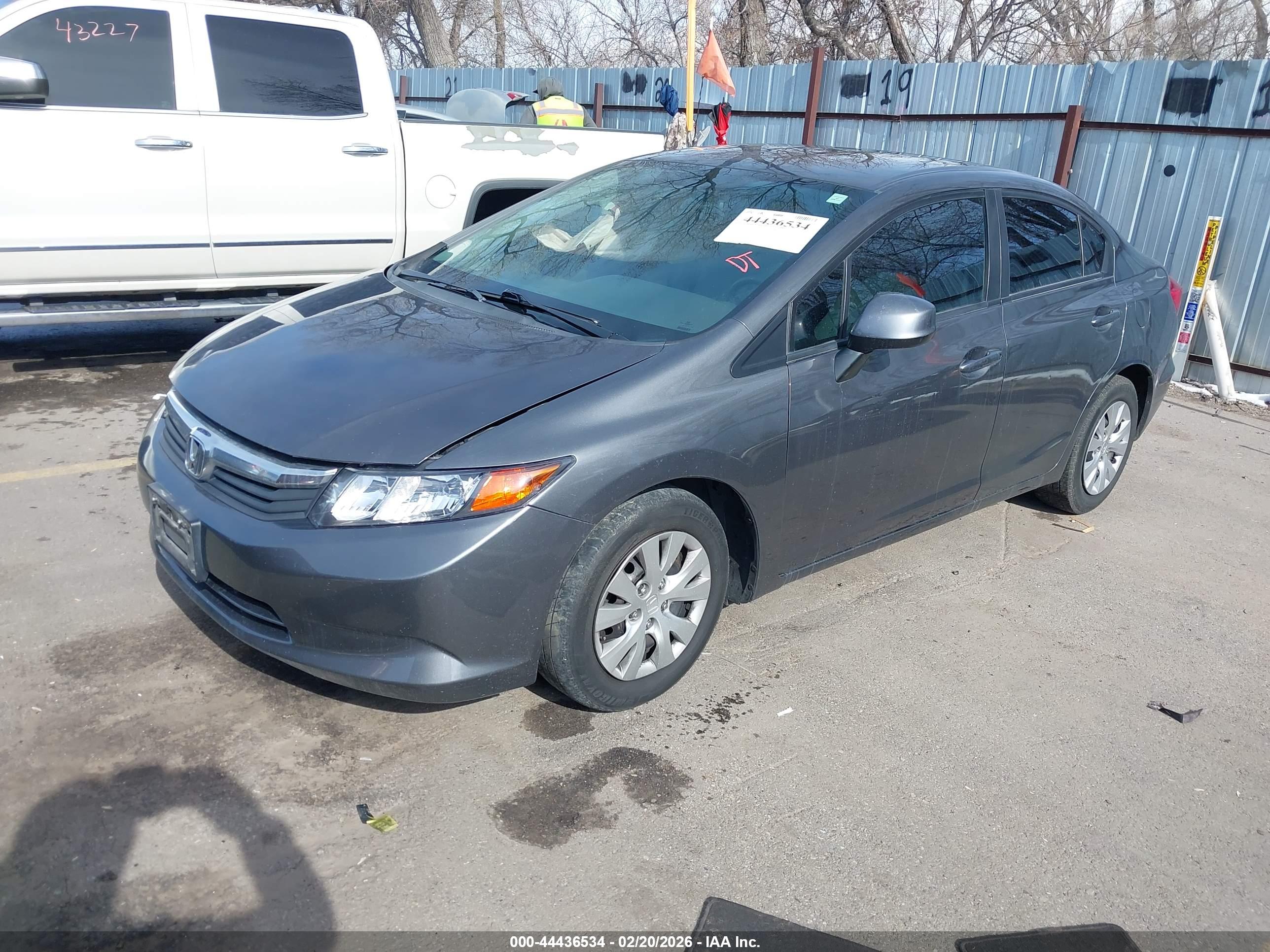 HONDA CIVIC image 2