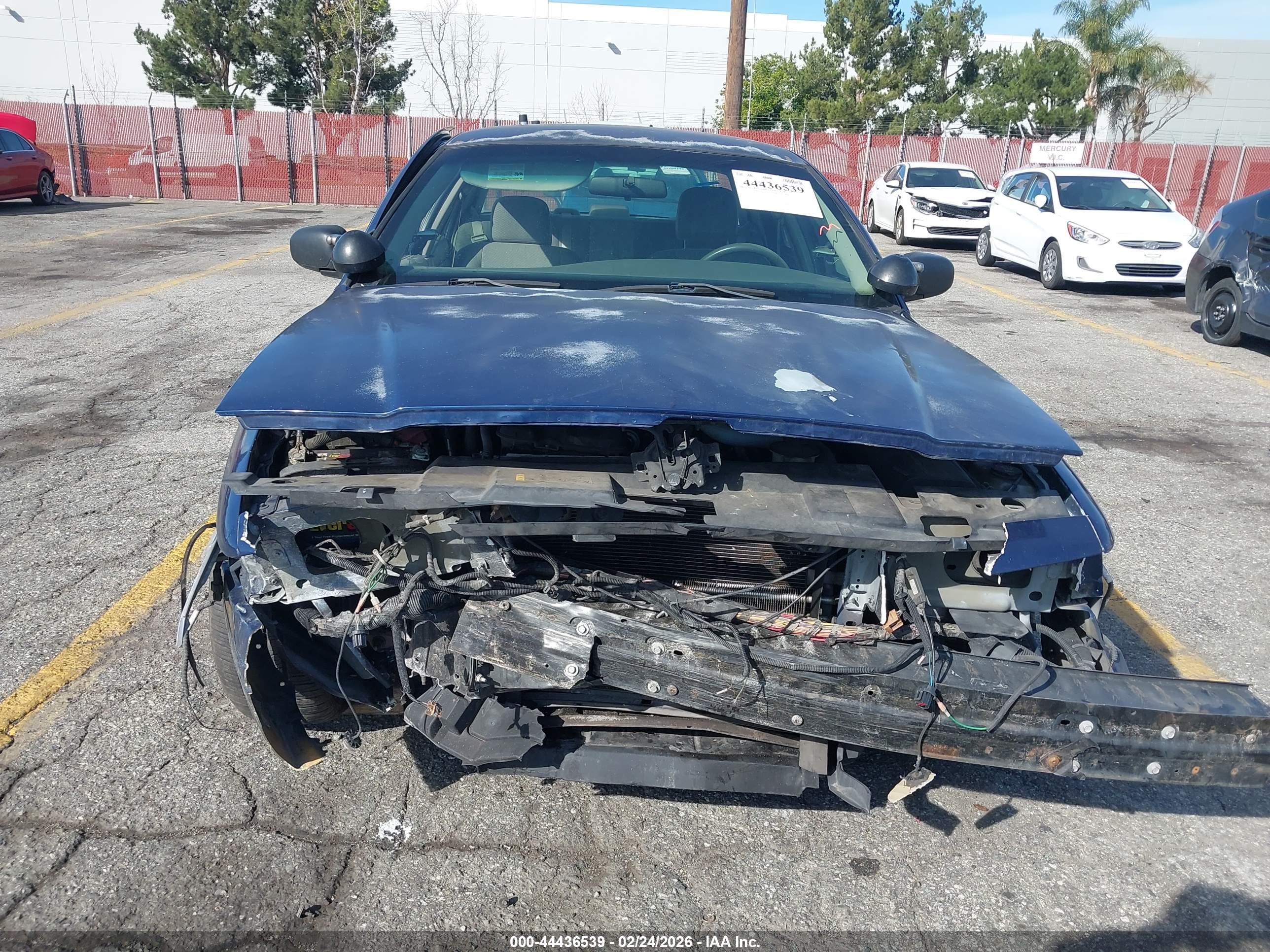 FORD CROWN image 6