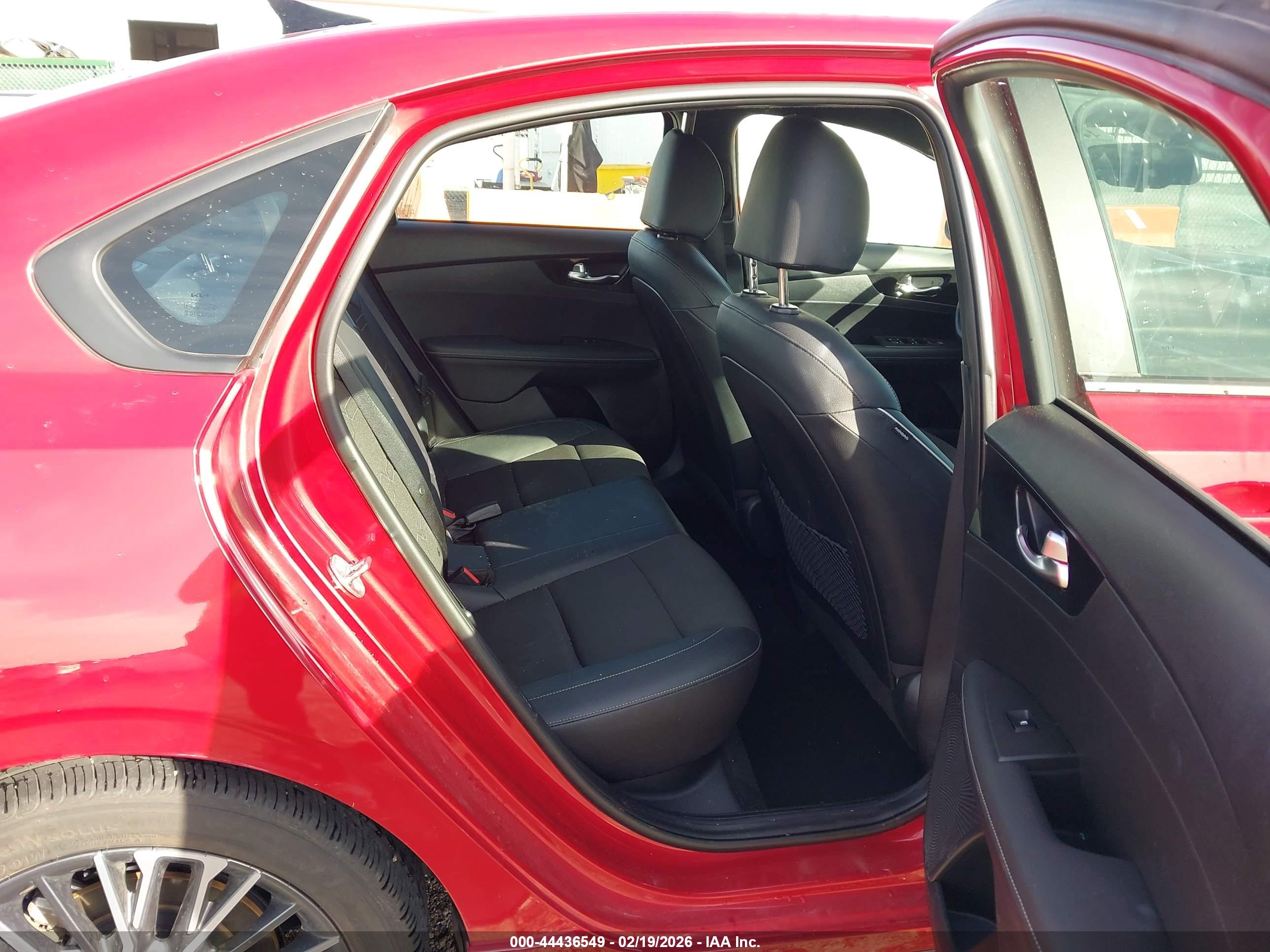 KIA FORTE image 8