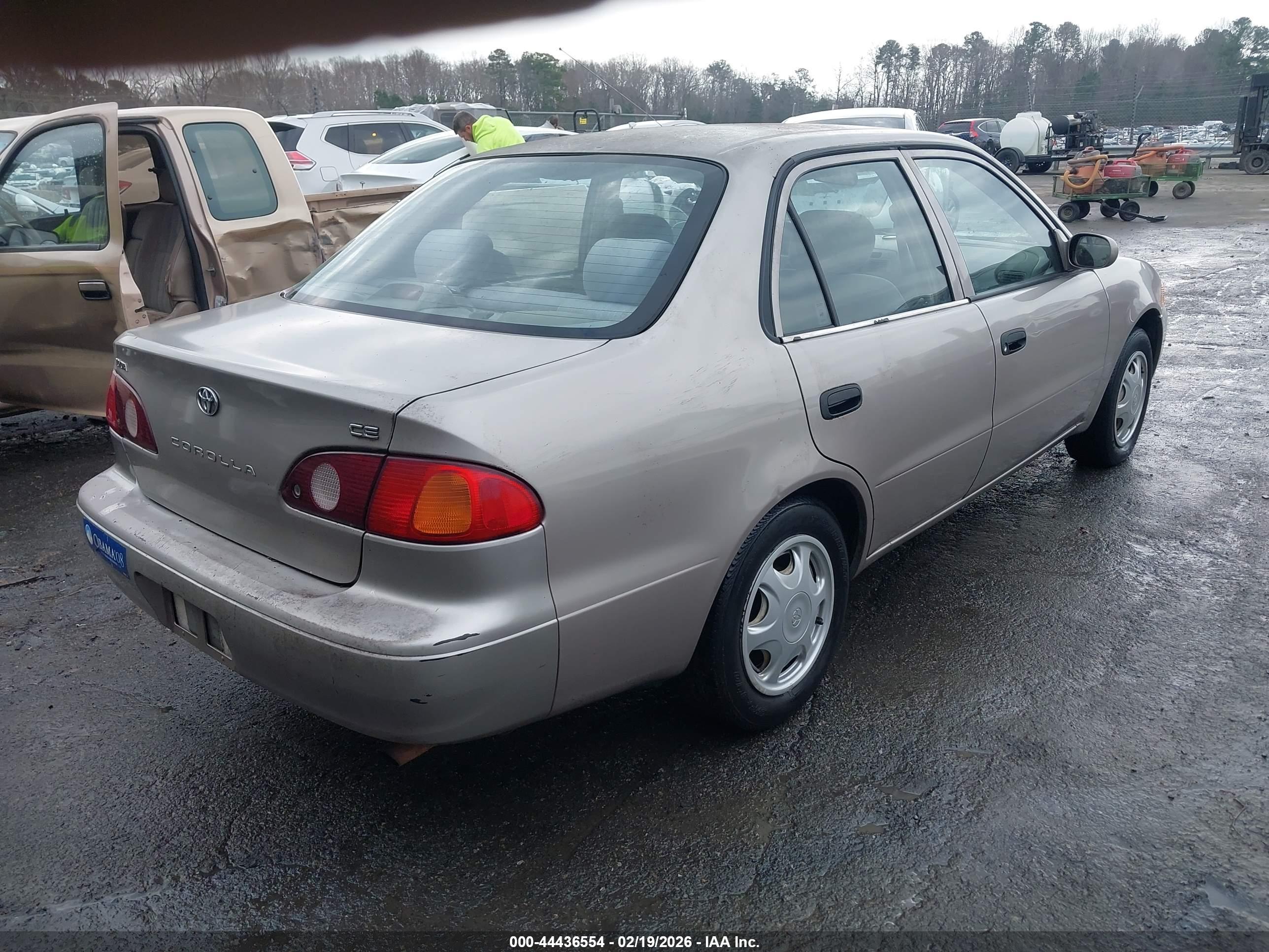 TOYOTA COROLLA image 4