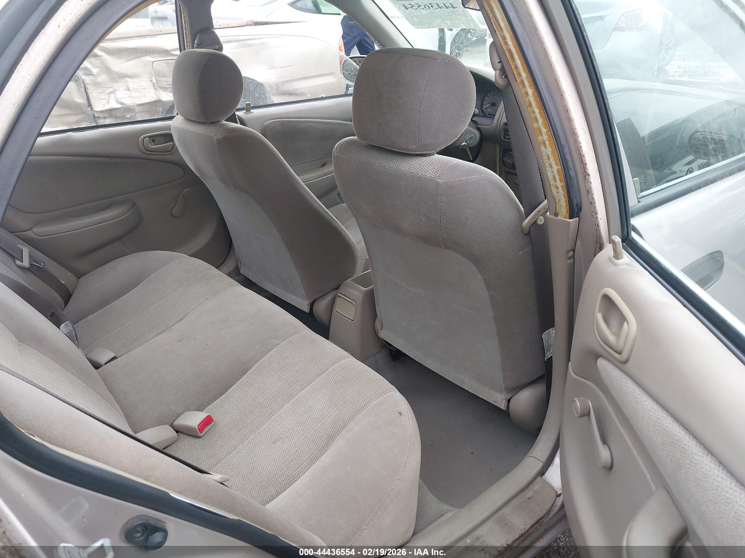 TOYOTA COROLLA image 8