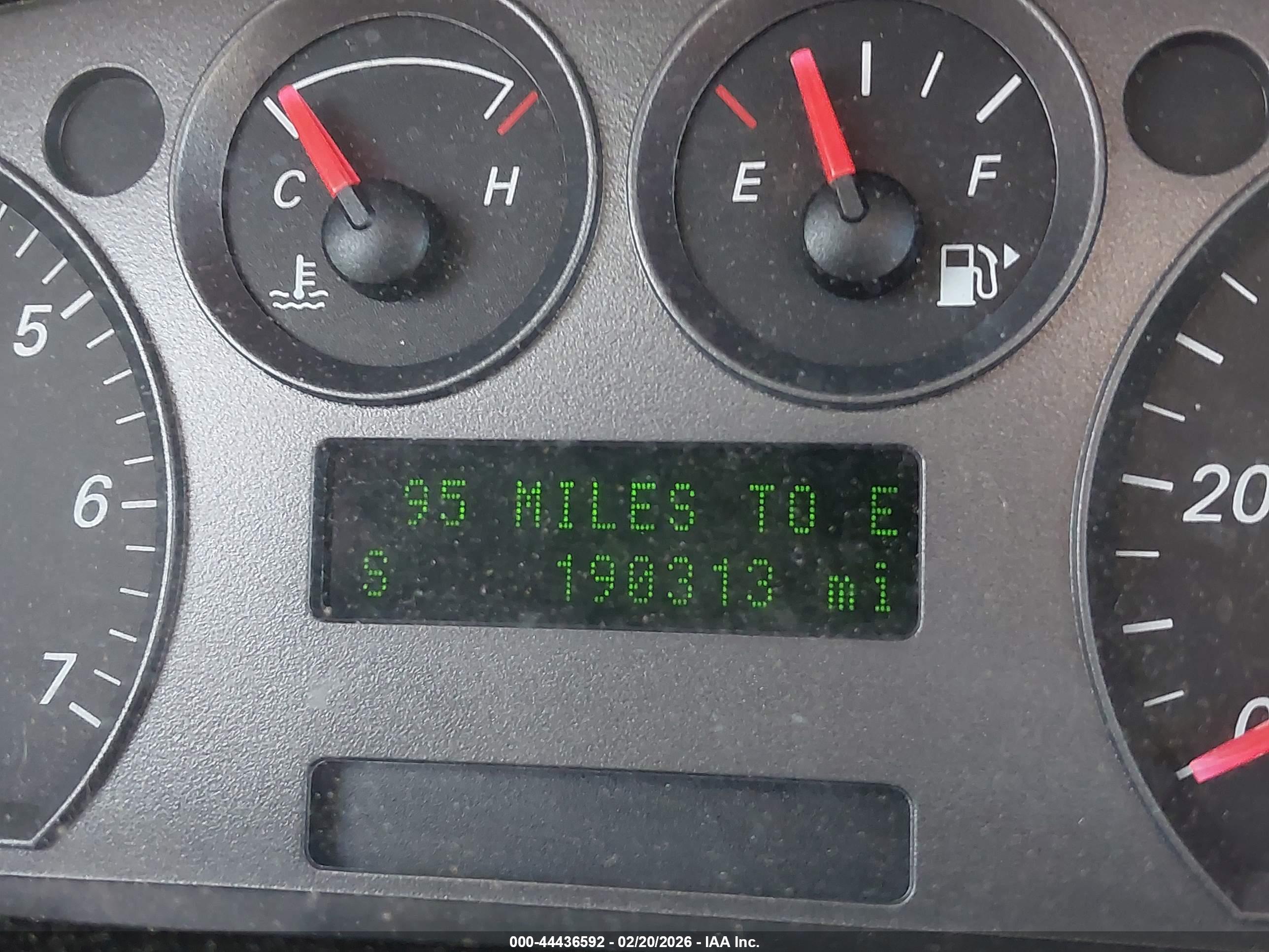FORD TAURUS image 7