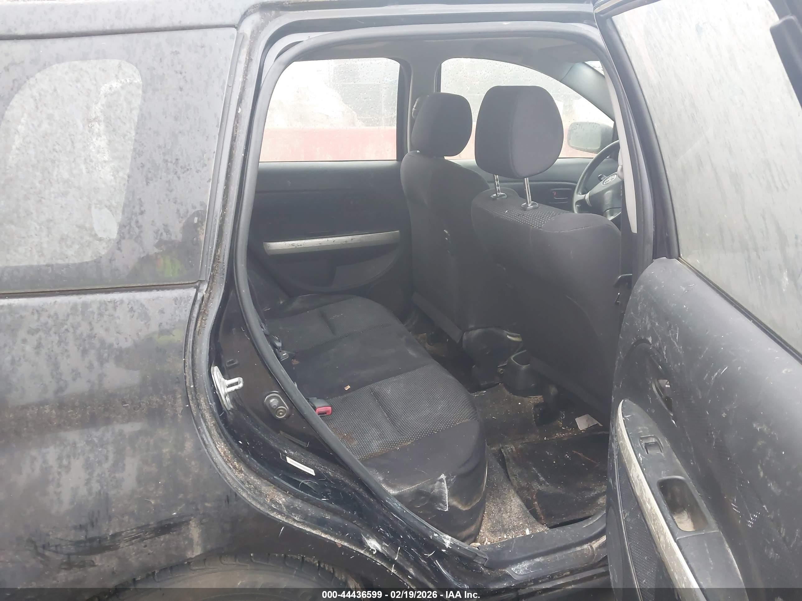 SCION XA image 8