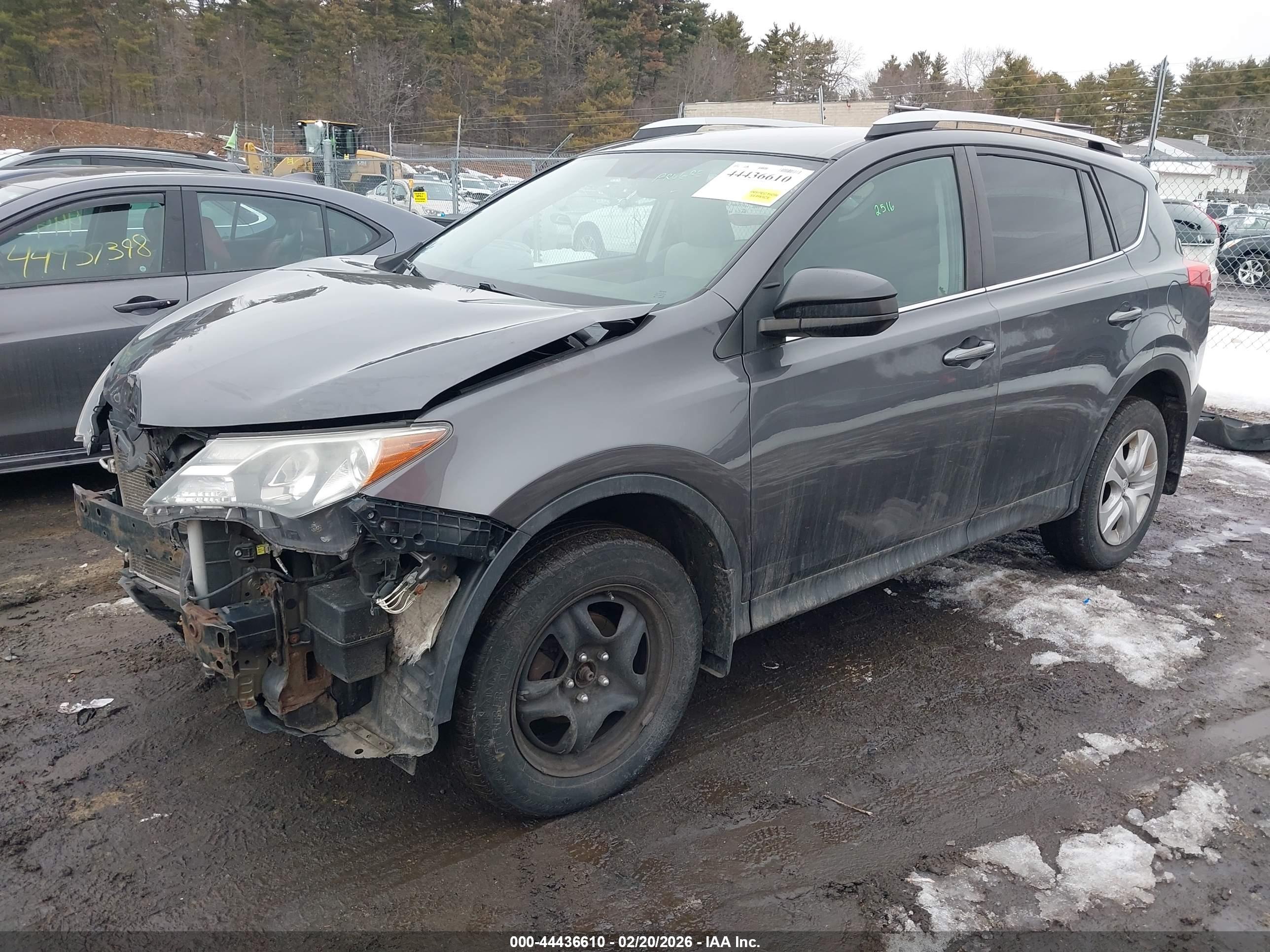 TOYOTA RAV4 image 2