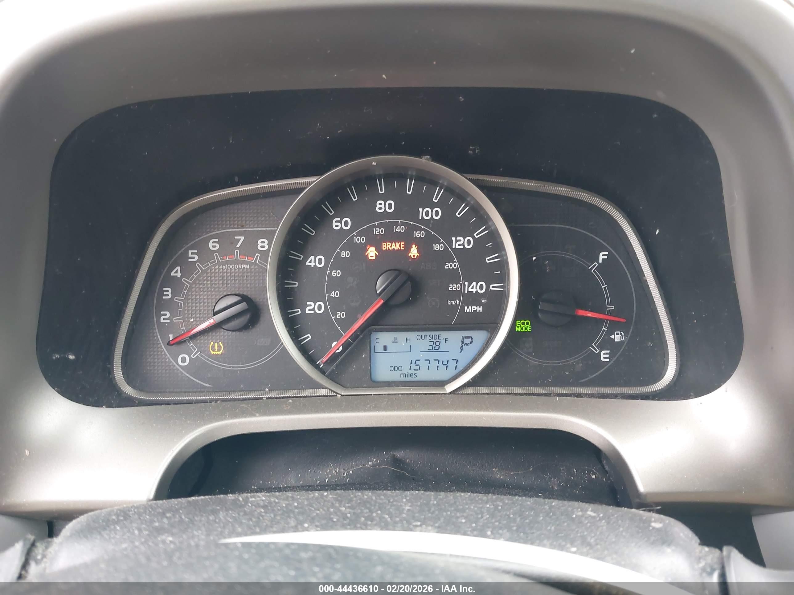 TOYOTA RAV4 image 7