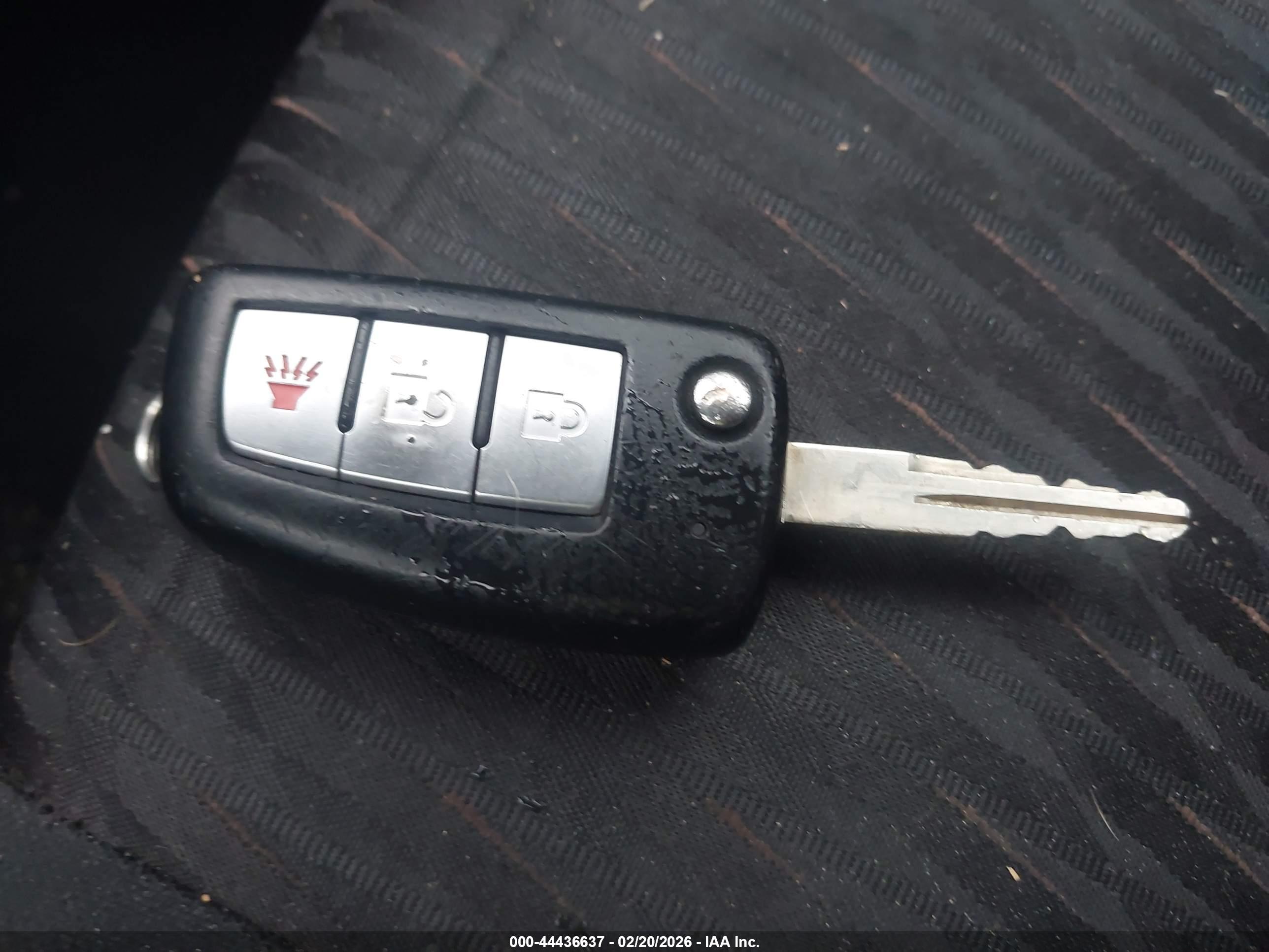 NISSAN ROGUE image 11
