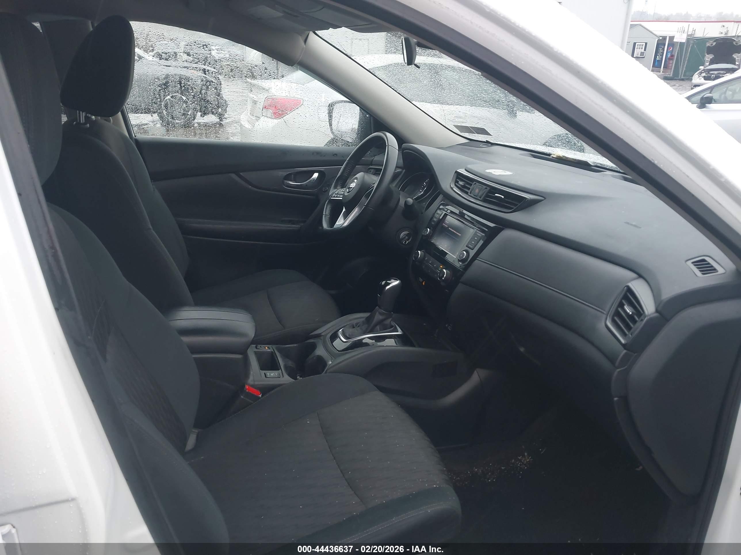 NISSAN ROGUE image 5